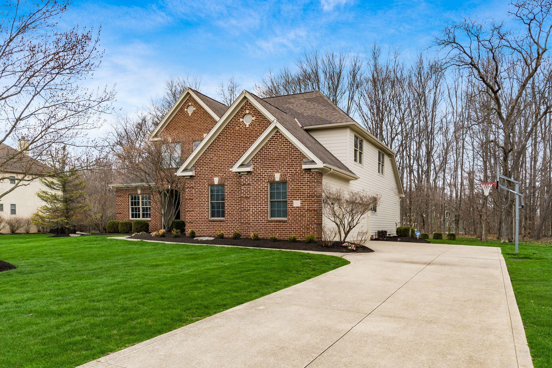 5681 Streamside Drive