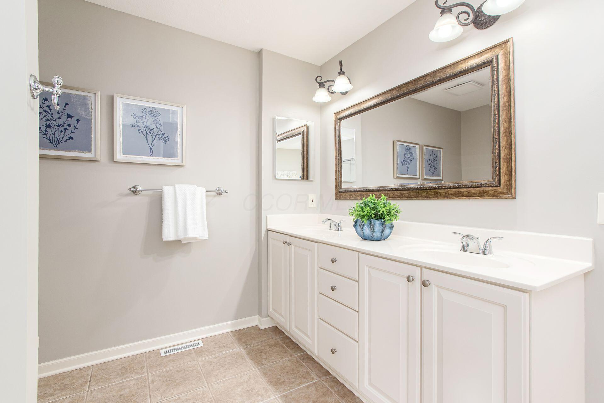 5117 Thornwood Drive