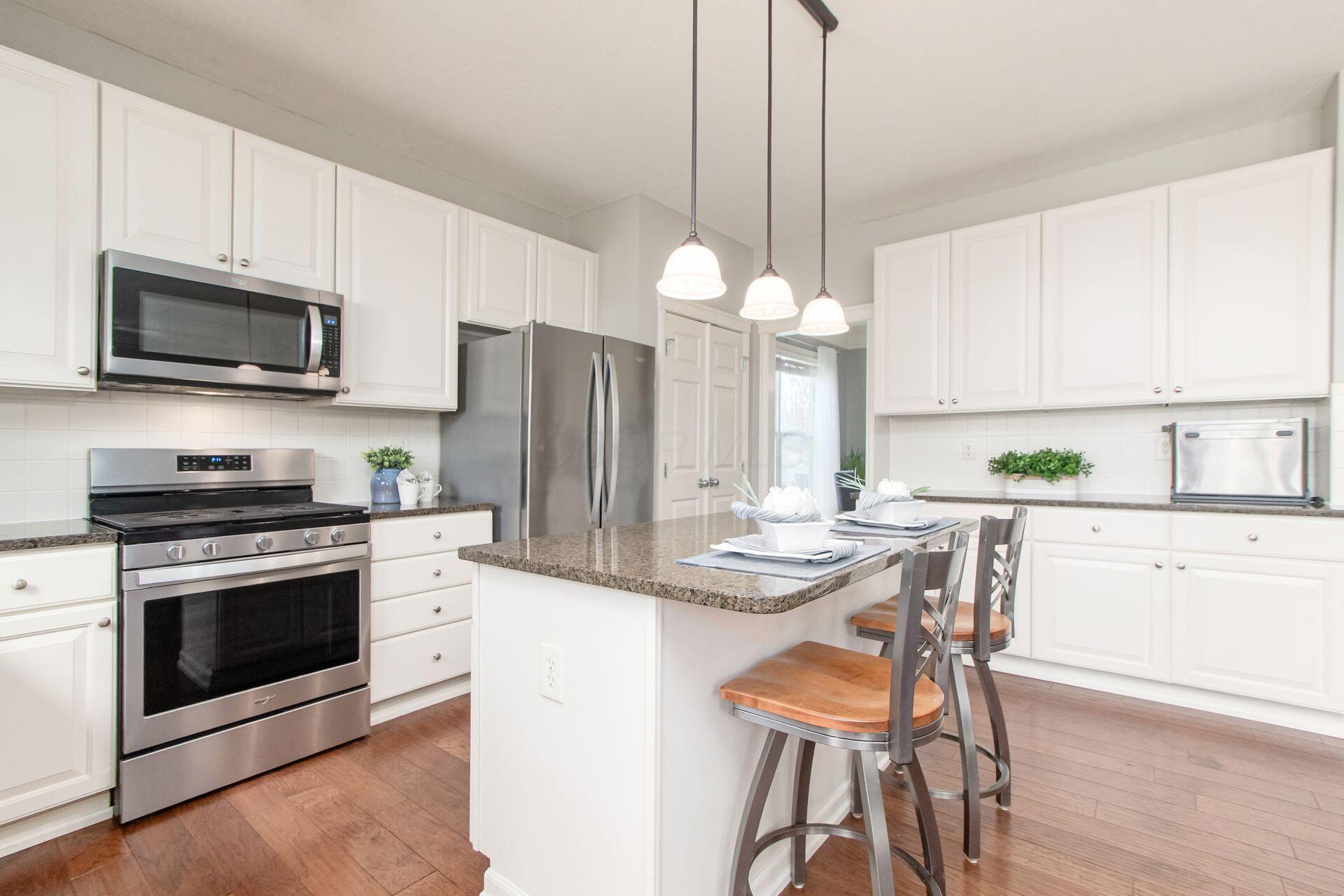 5117 Thornwood Drive