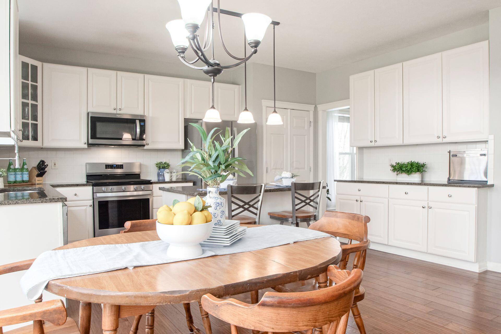 5117 Thornwood Drive