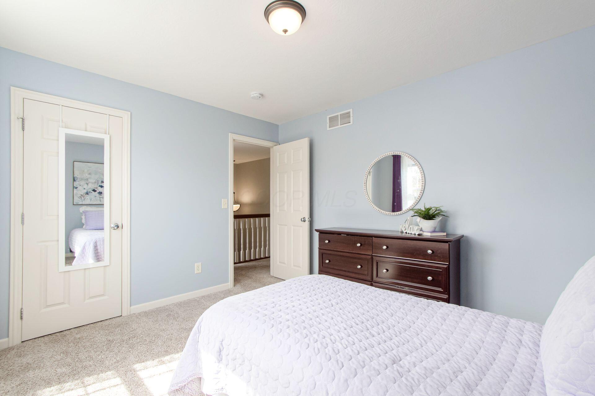 5117 Thornwood Drive