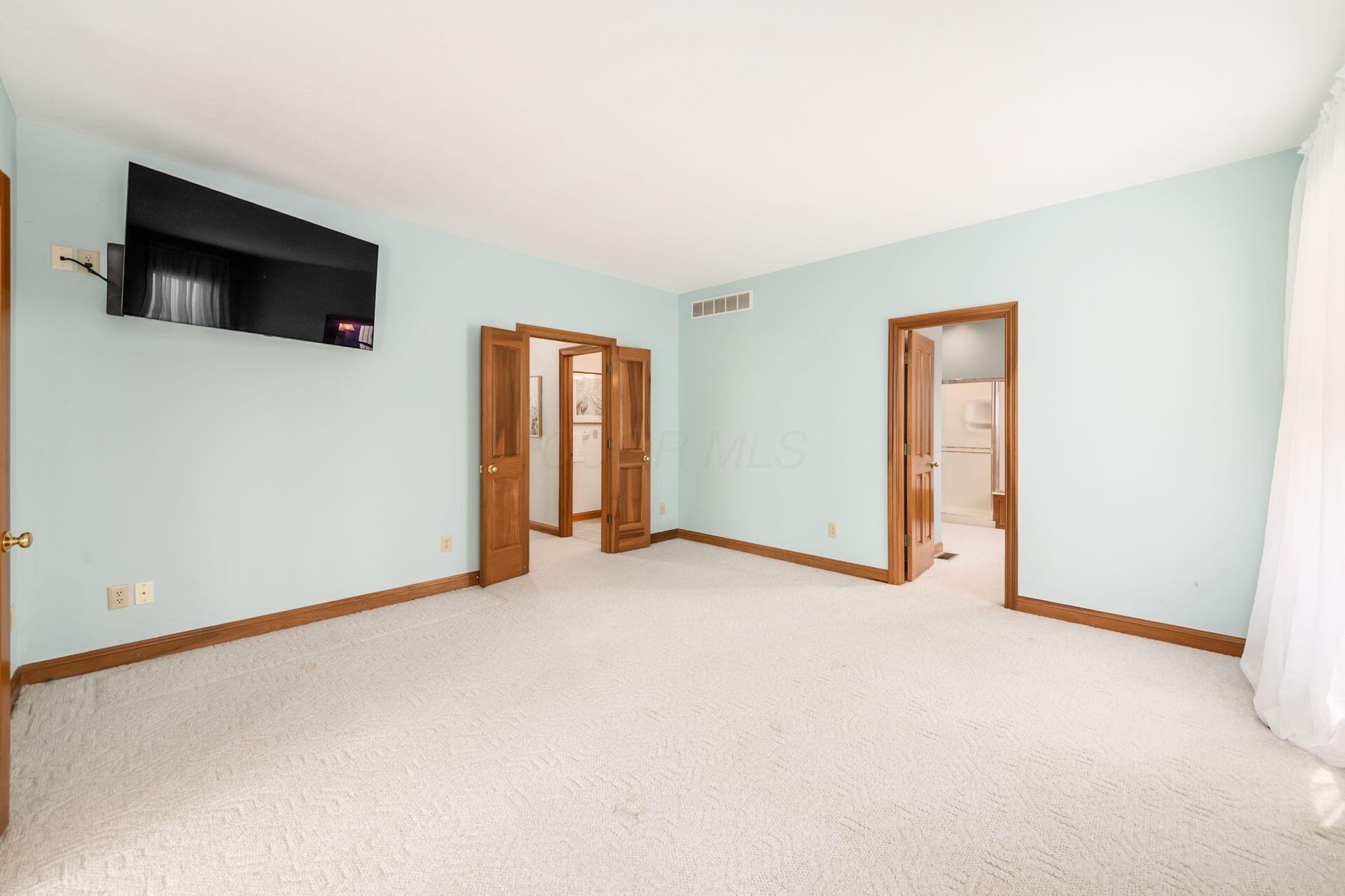 582 Westbury Woods Court