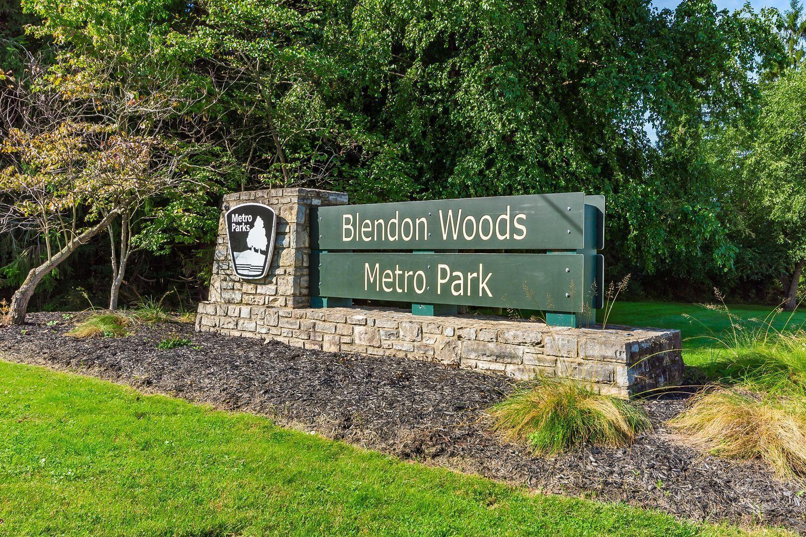 582 Westbury Woods Court