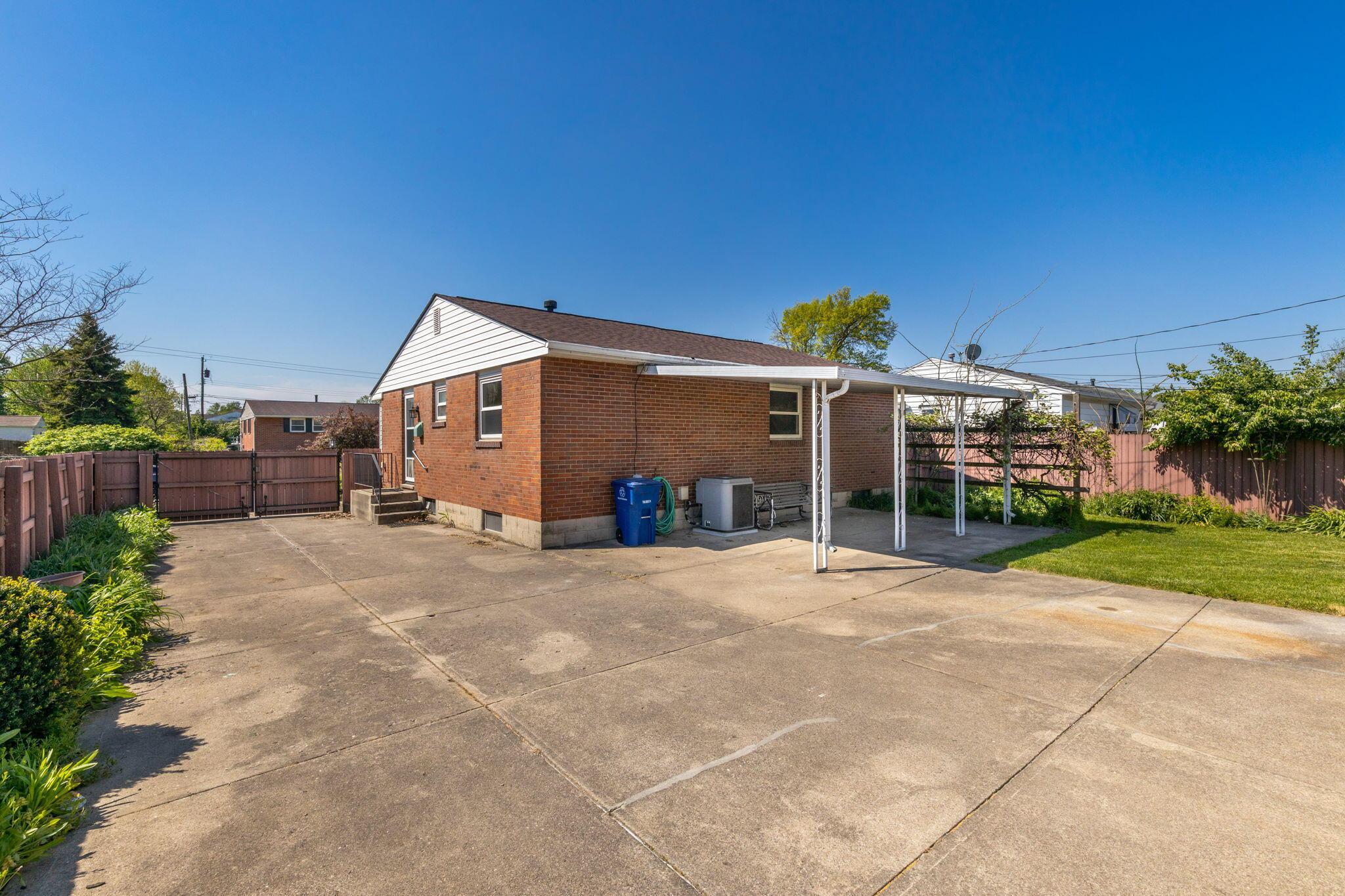 228 Ziegler Avenue