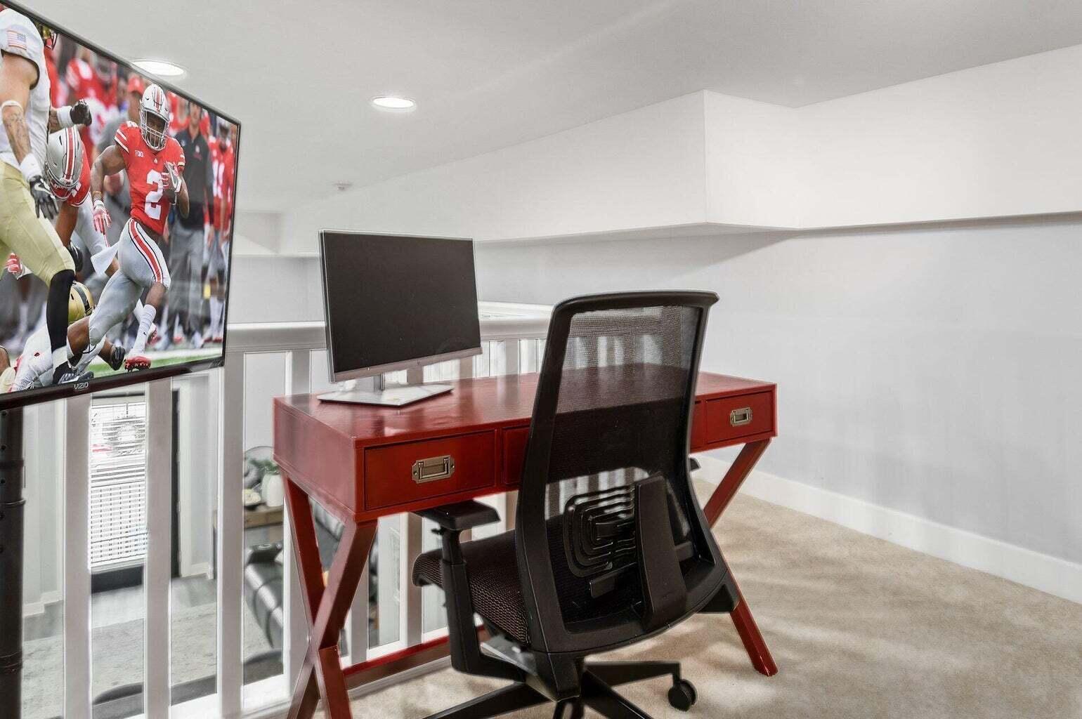 1276 N High Street, 206