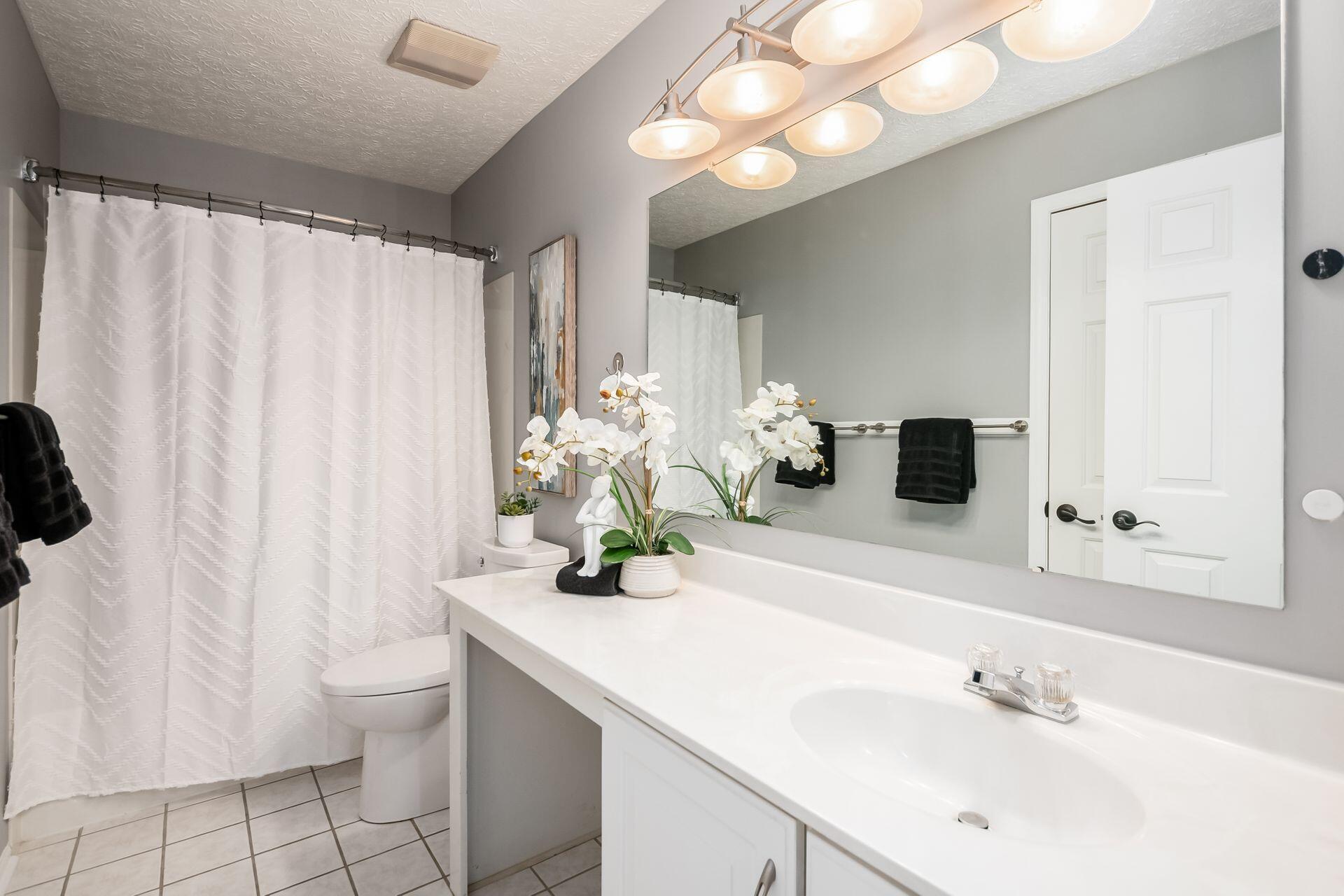 1128 Tidewater Court