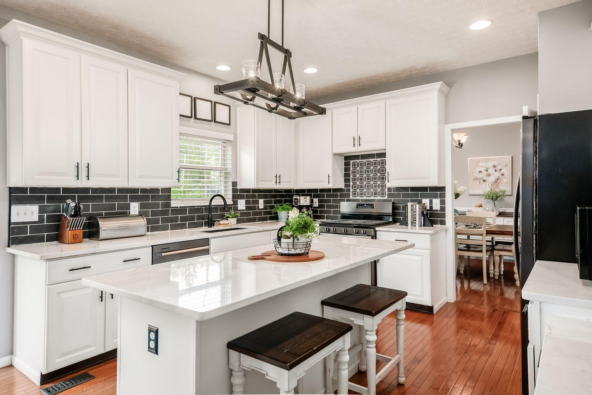 1128 Tidewater Court