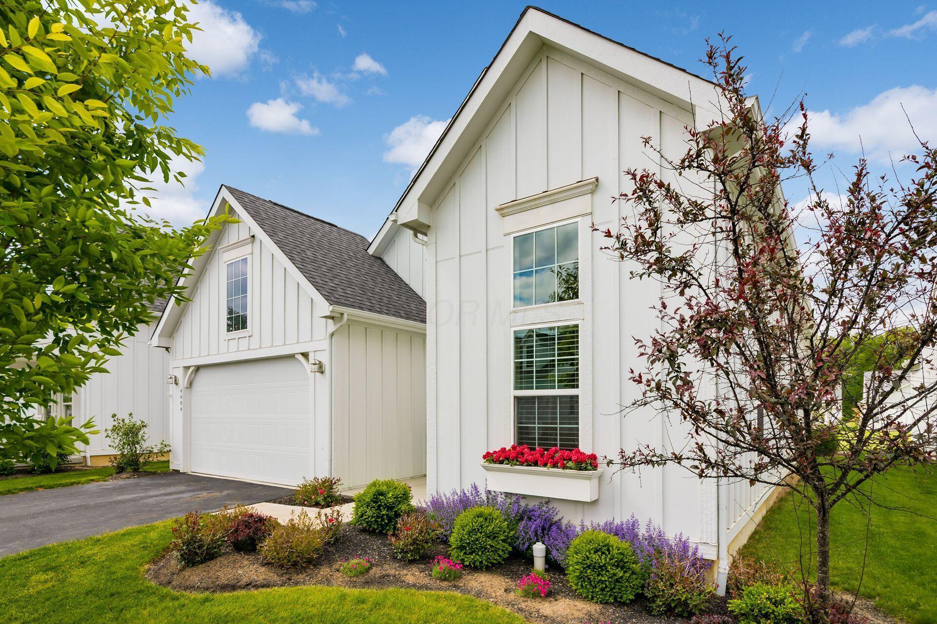 4494 Winding Oak Drive