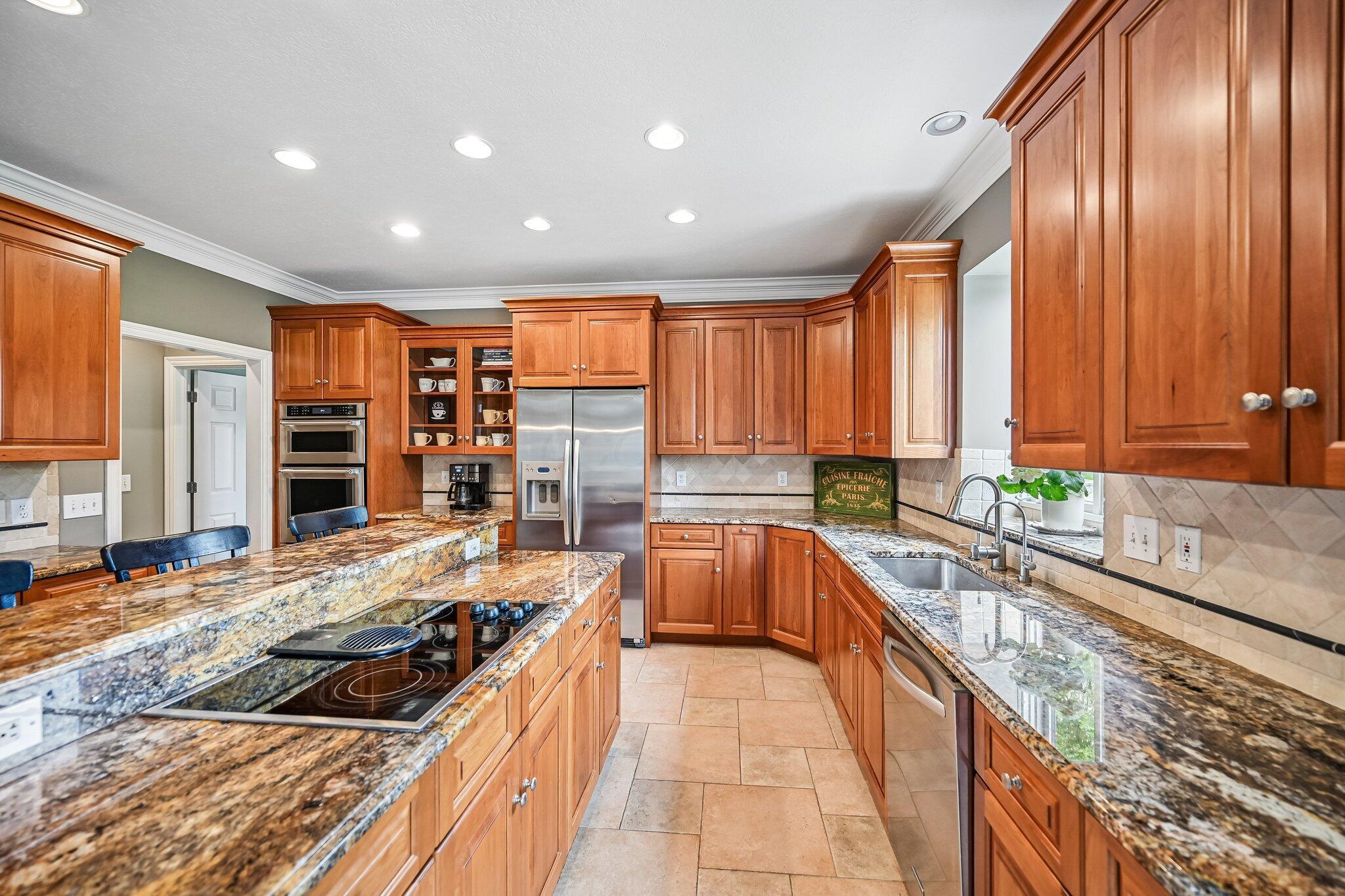 5751 Medallion Drive E