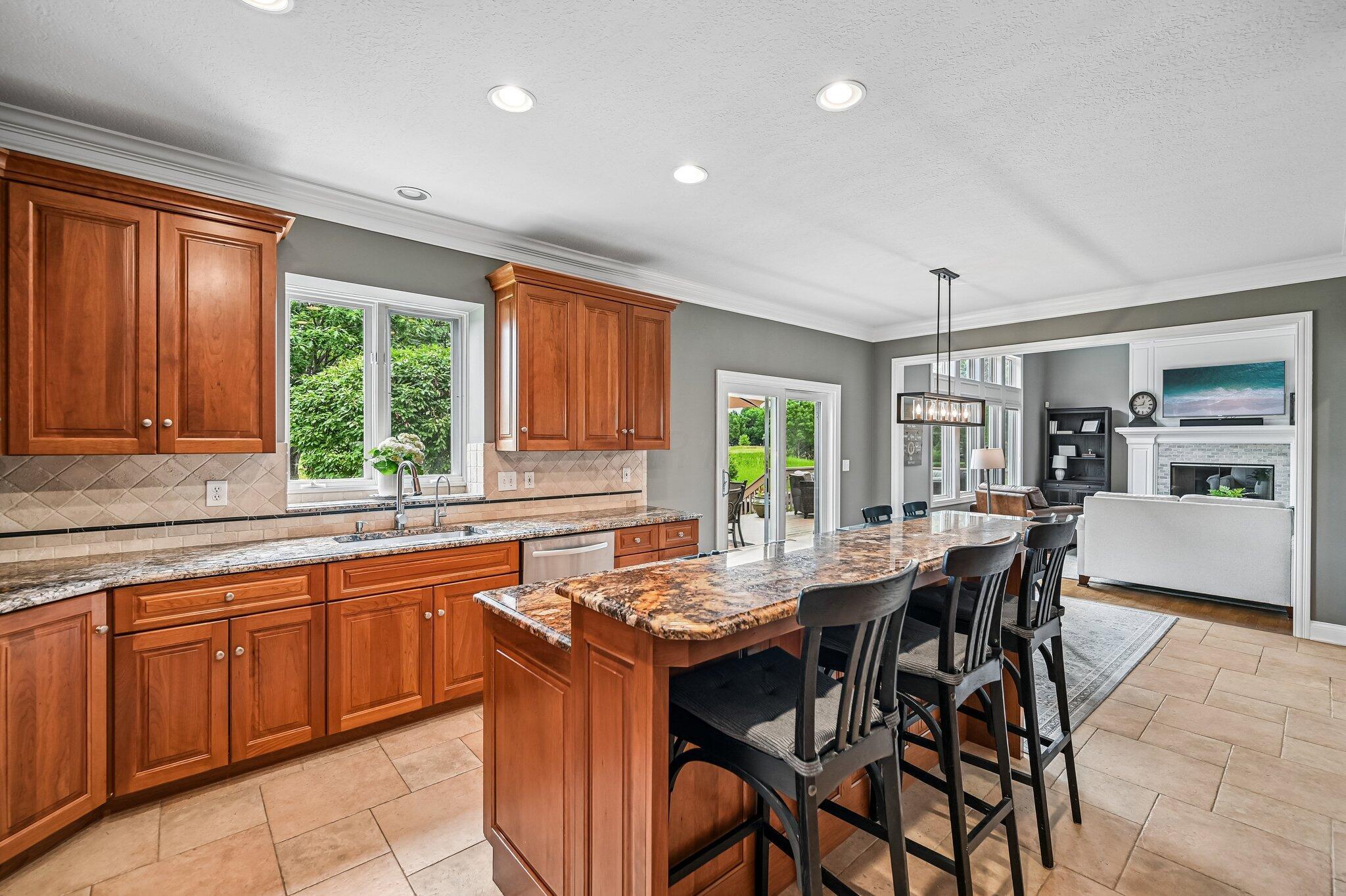 5751 Medallion Drive E