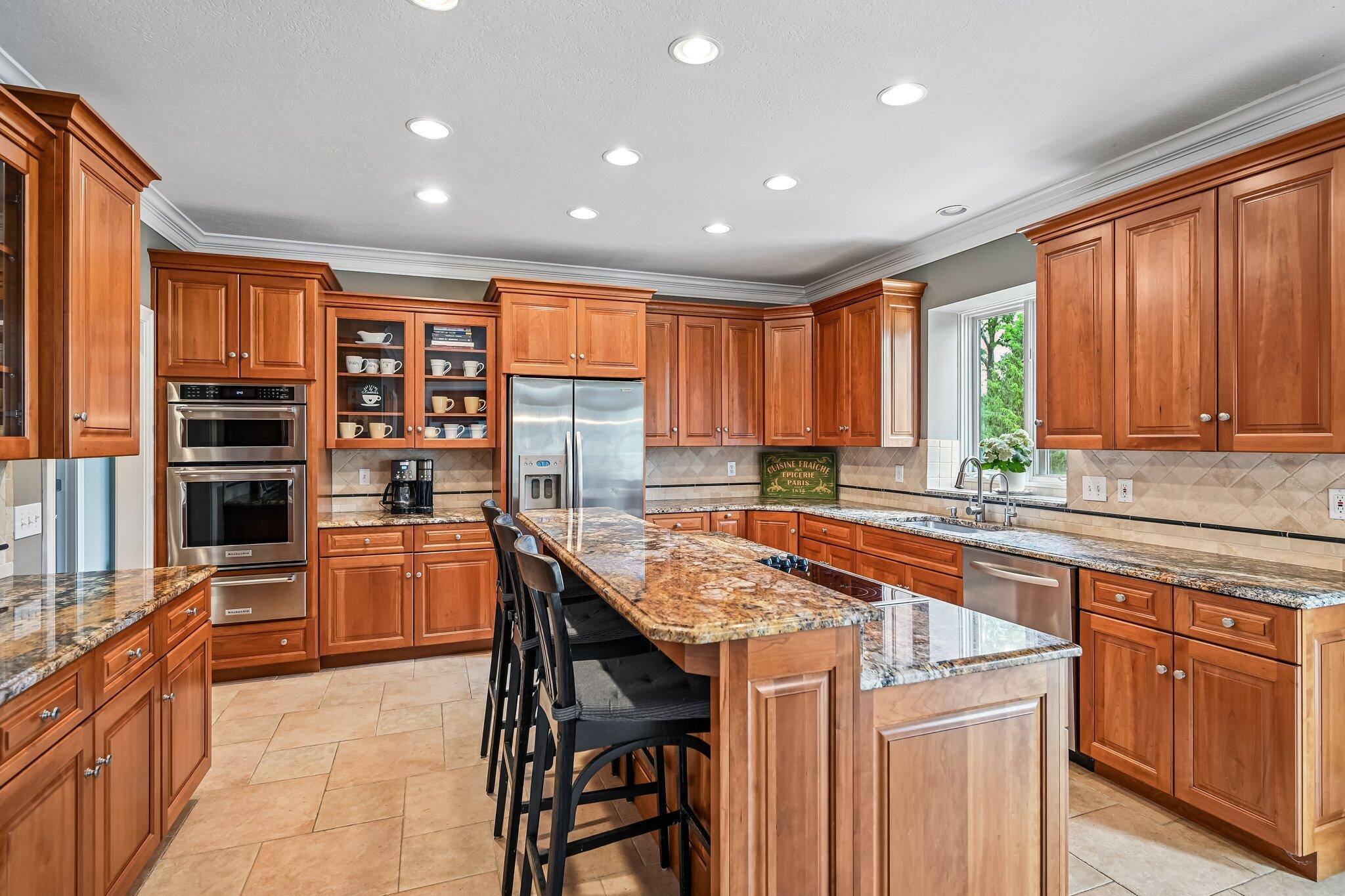 5751 Medallion Drive E