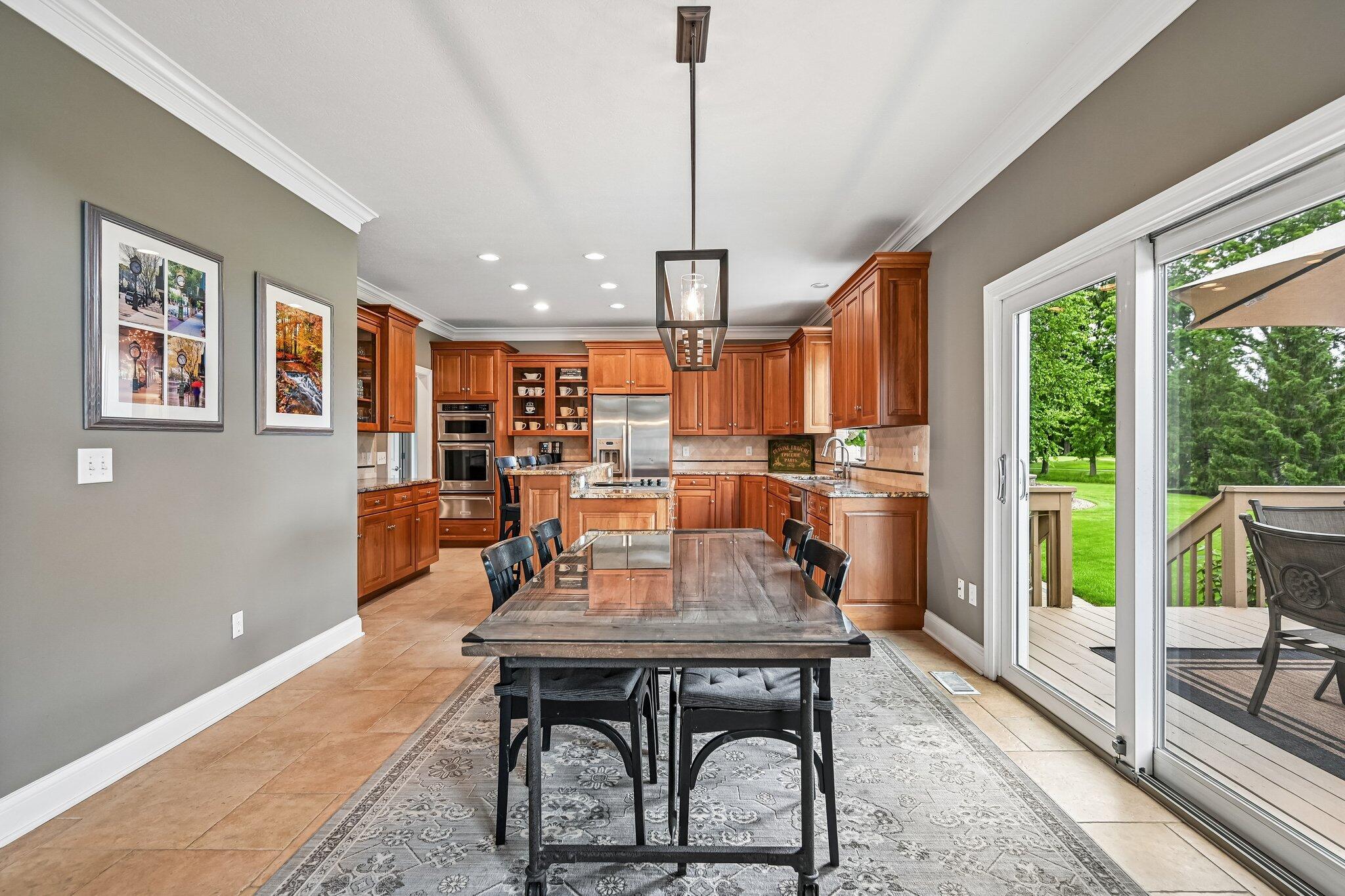5751 Medallion Drive E
