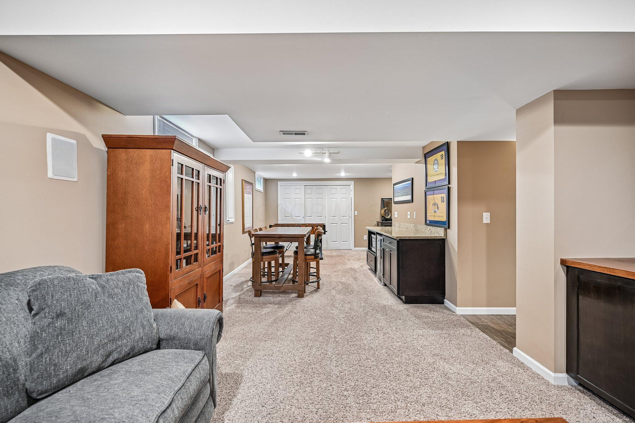 5751 Medallion Drive E