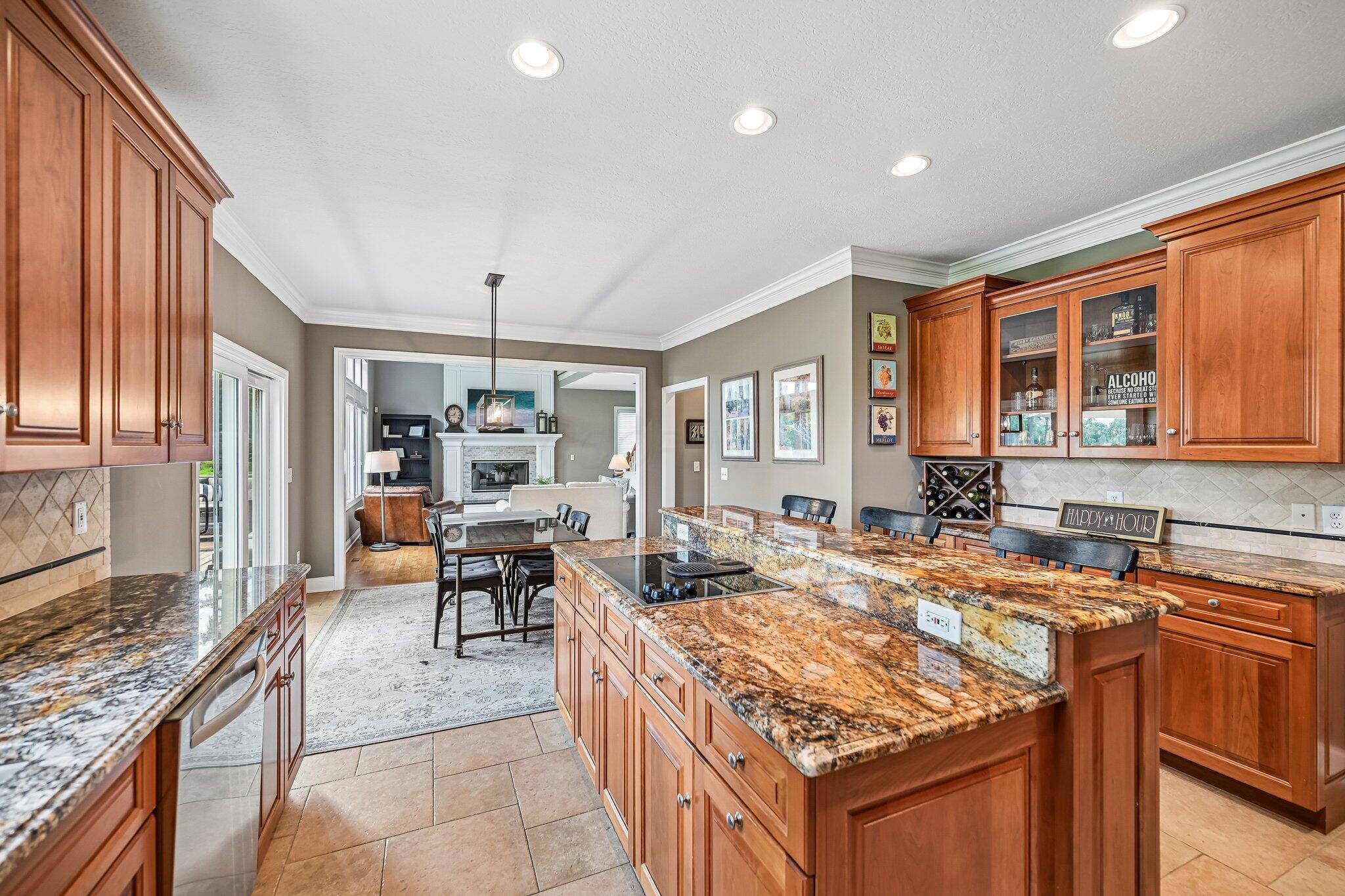 5751 Medallion Drive E