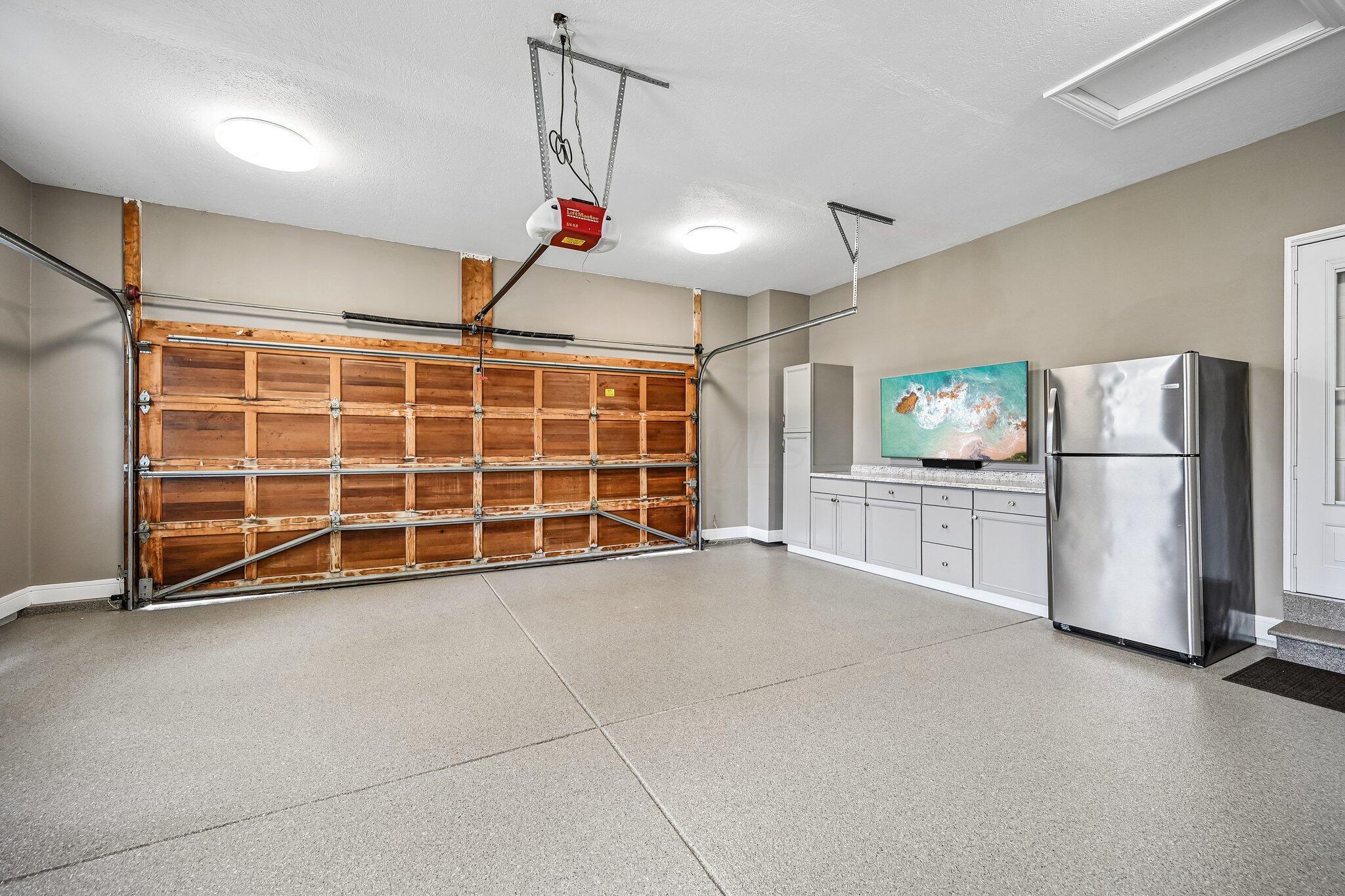 5751 Medallion Drive E
