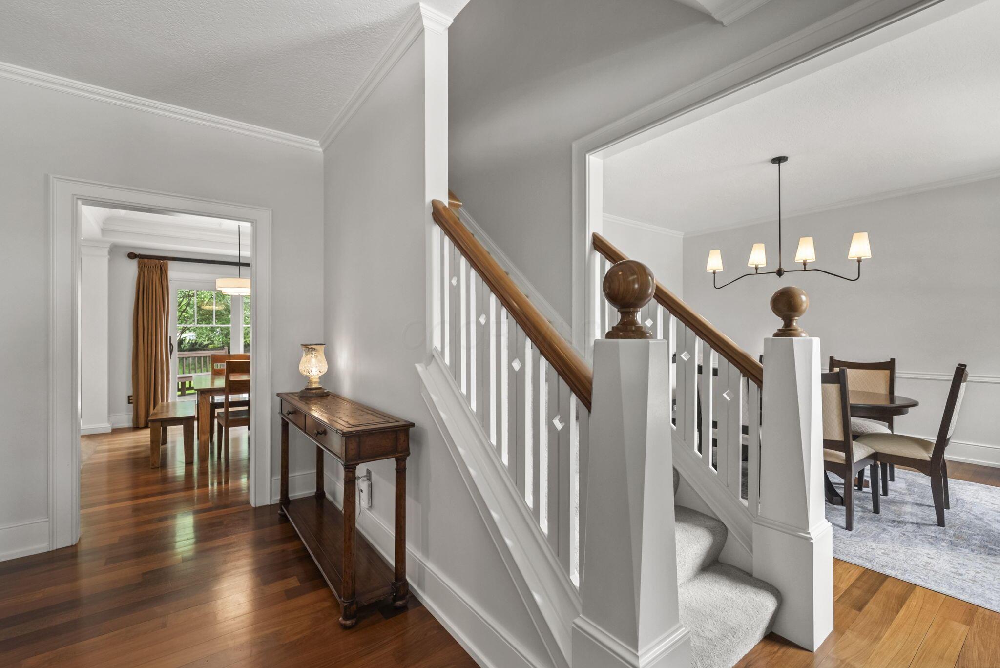 447 Ridge View Place