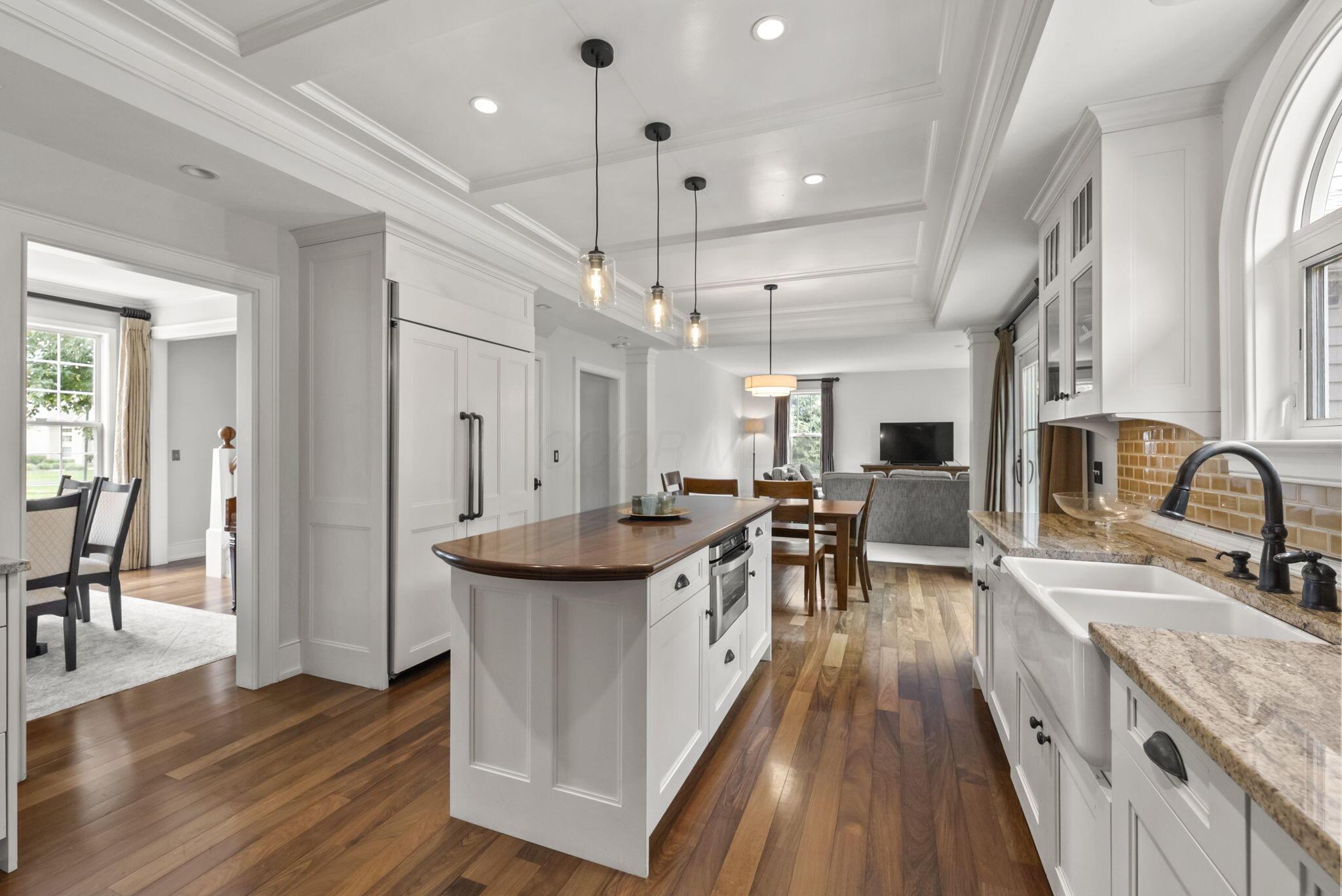 447 Ridge View Place