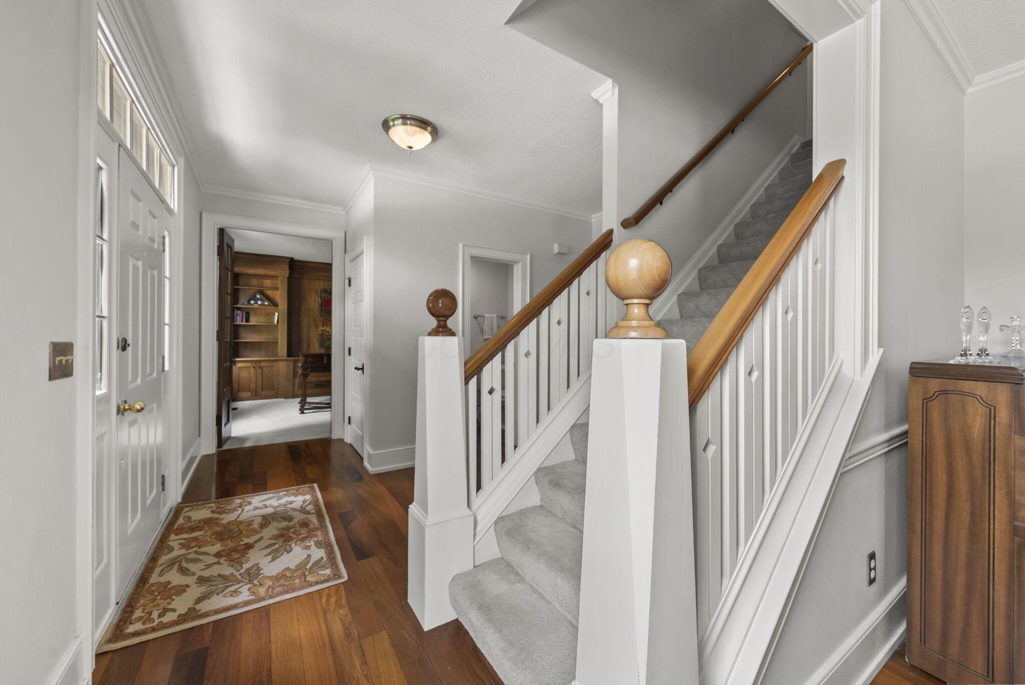 447 Ridge View Place