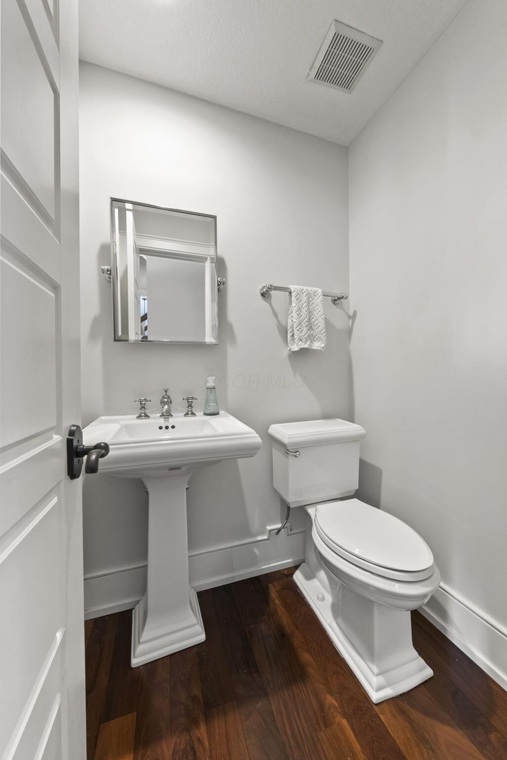 447 Ridge View Place