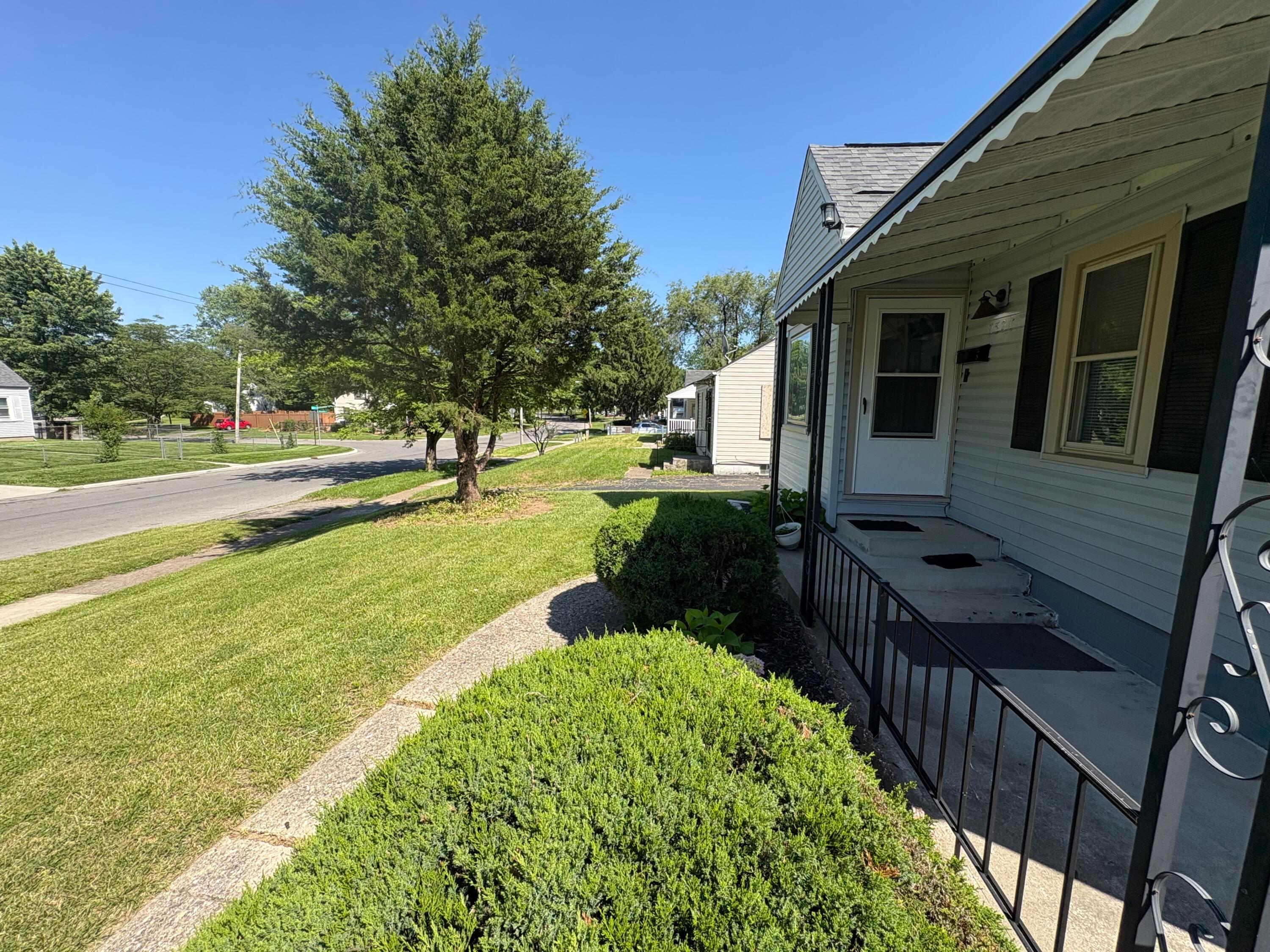2327 Argyle Drive