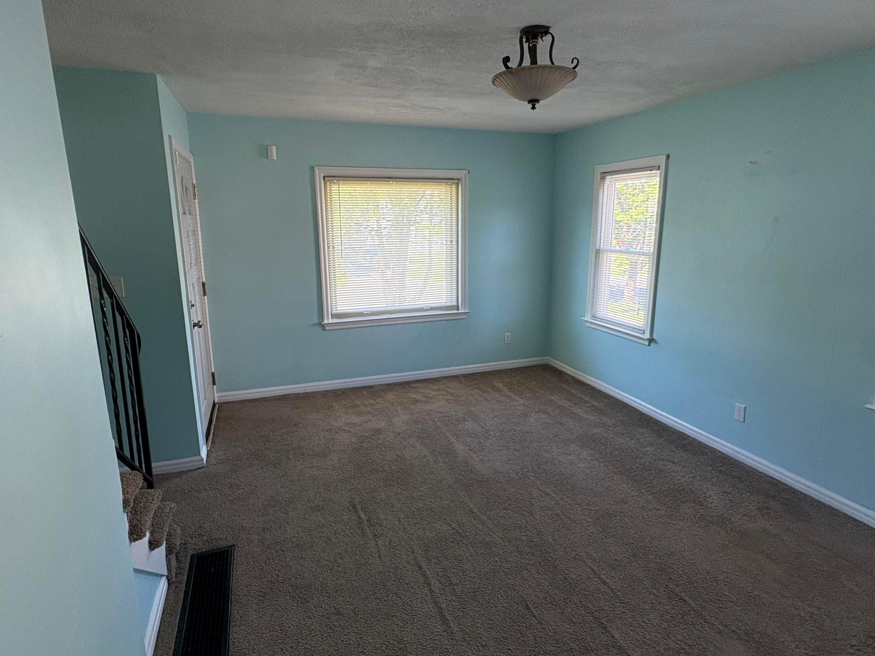 2327 Argyle Drive