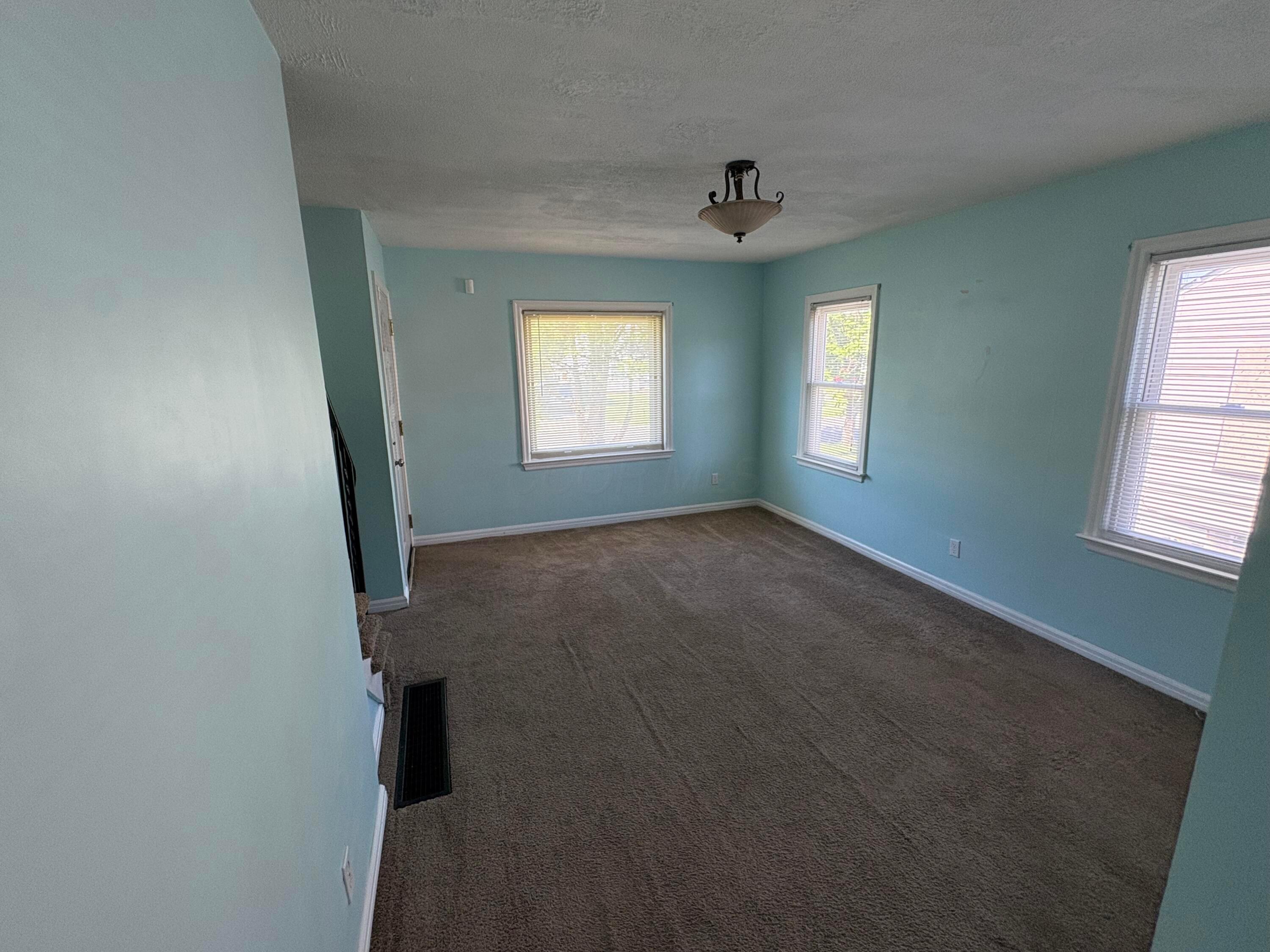 2327 Argyle Drive
