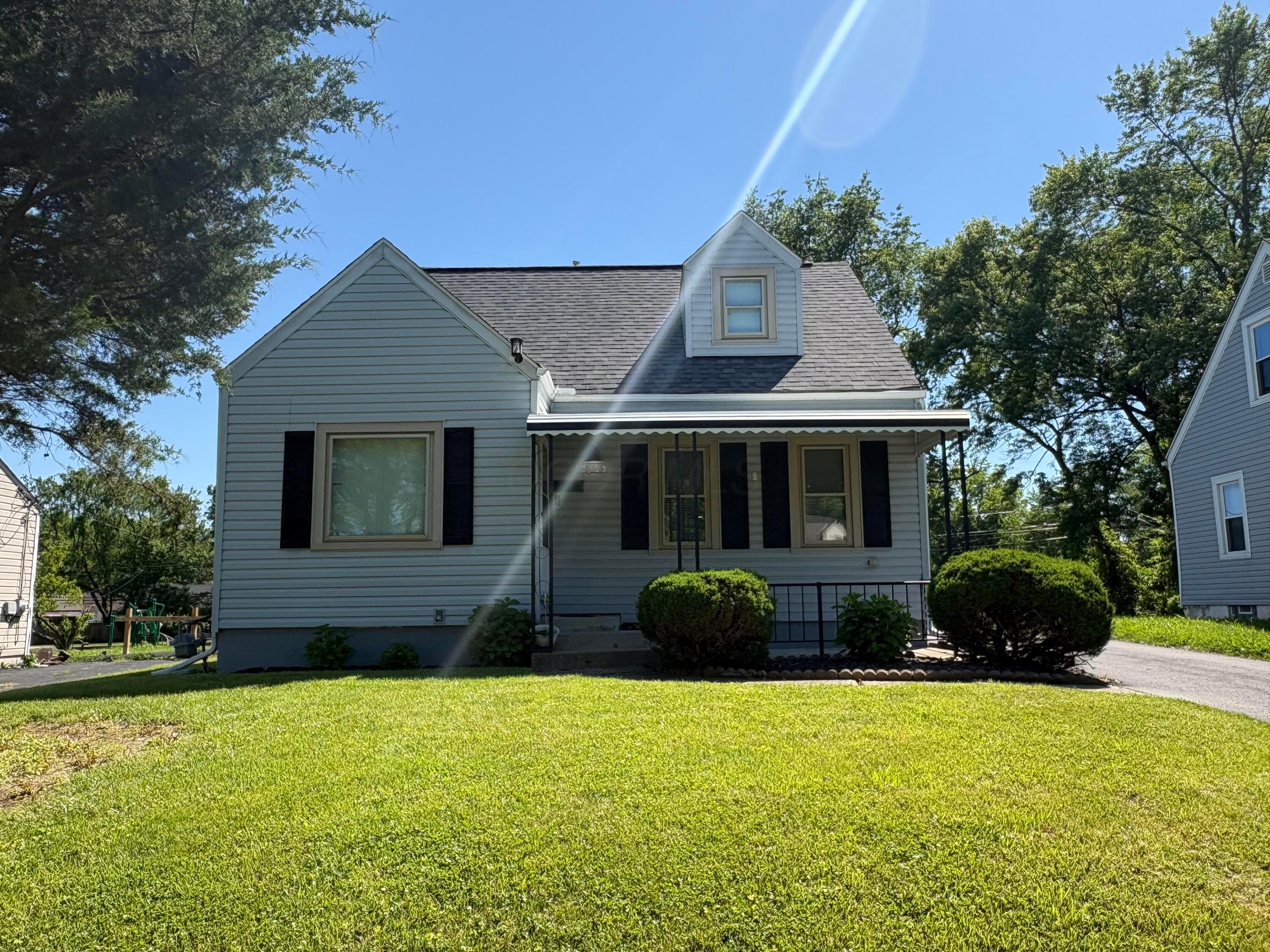 2327 Argyle Drive