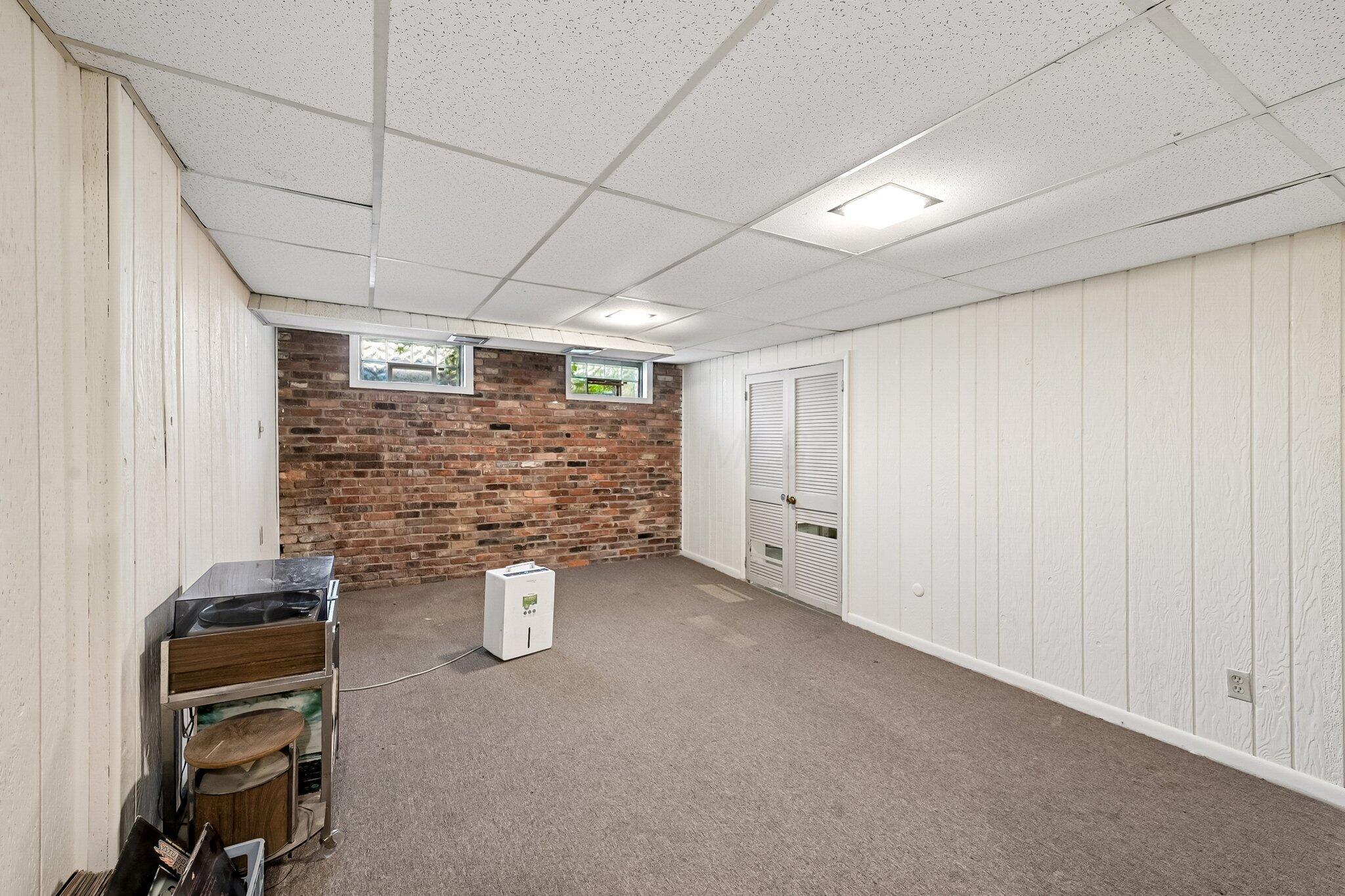 188 Storington Road