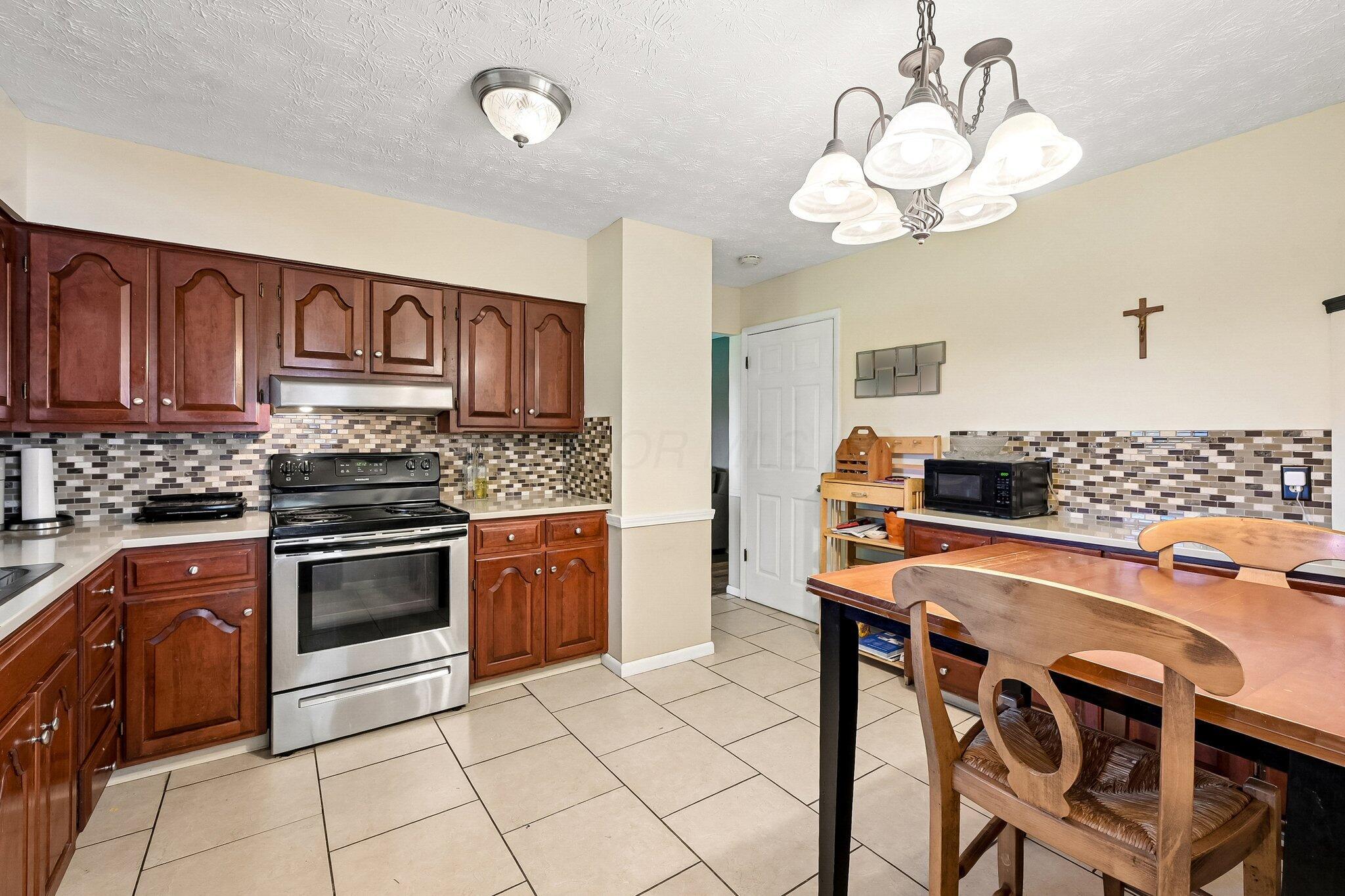 188 Storington Road