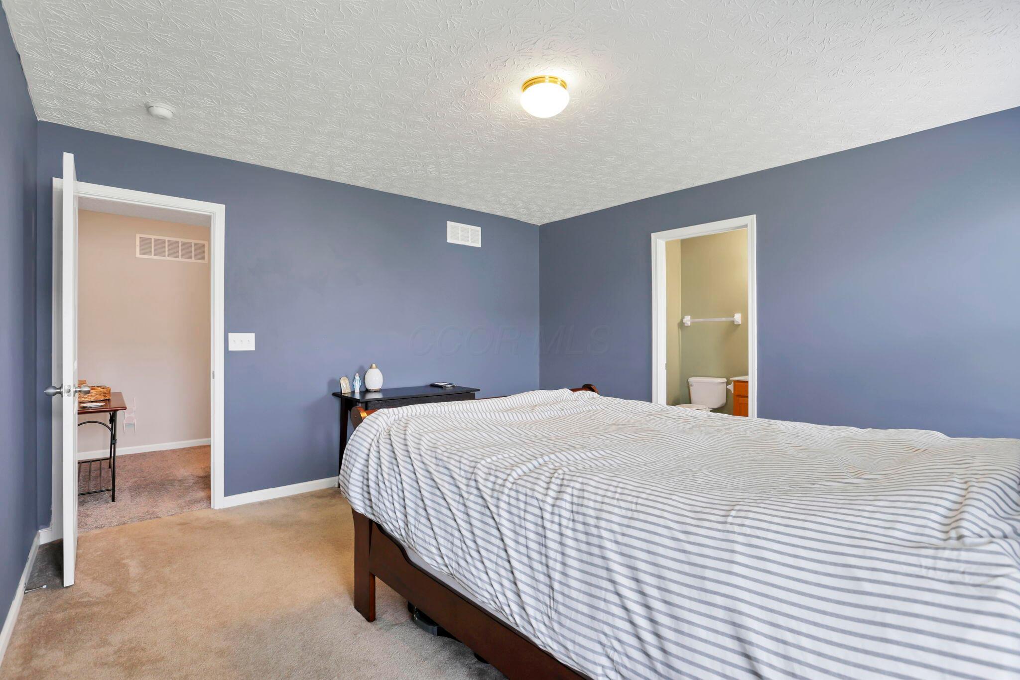 490 Harness Place