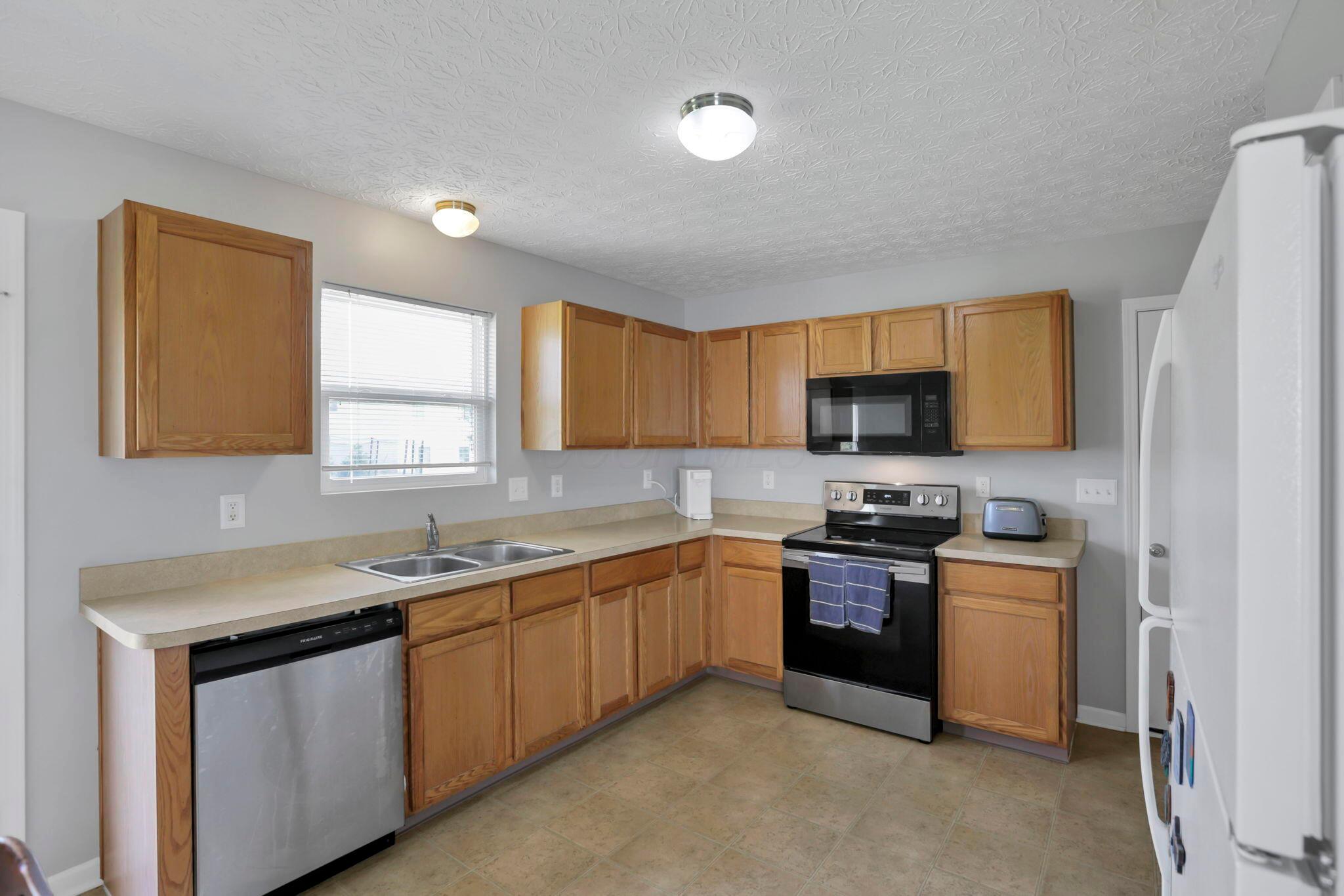 490 Harness Place
