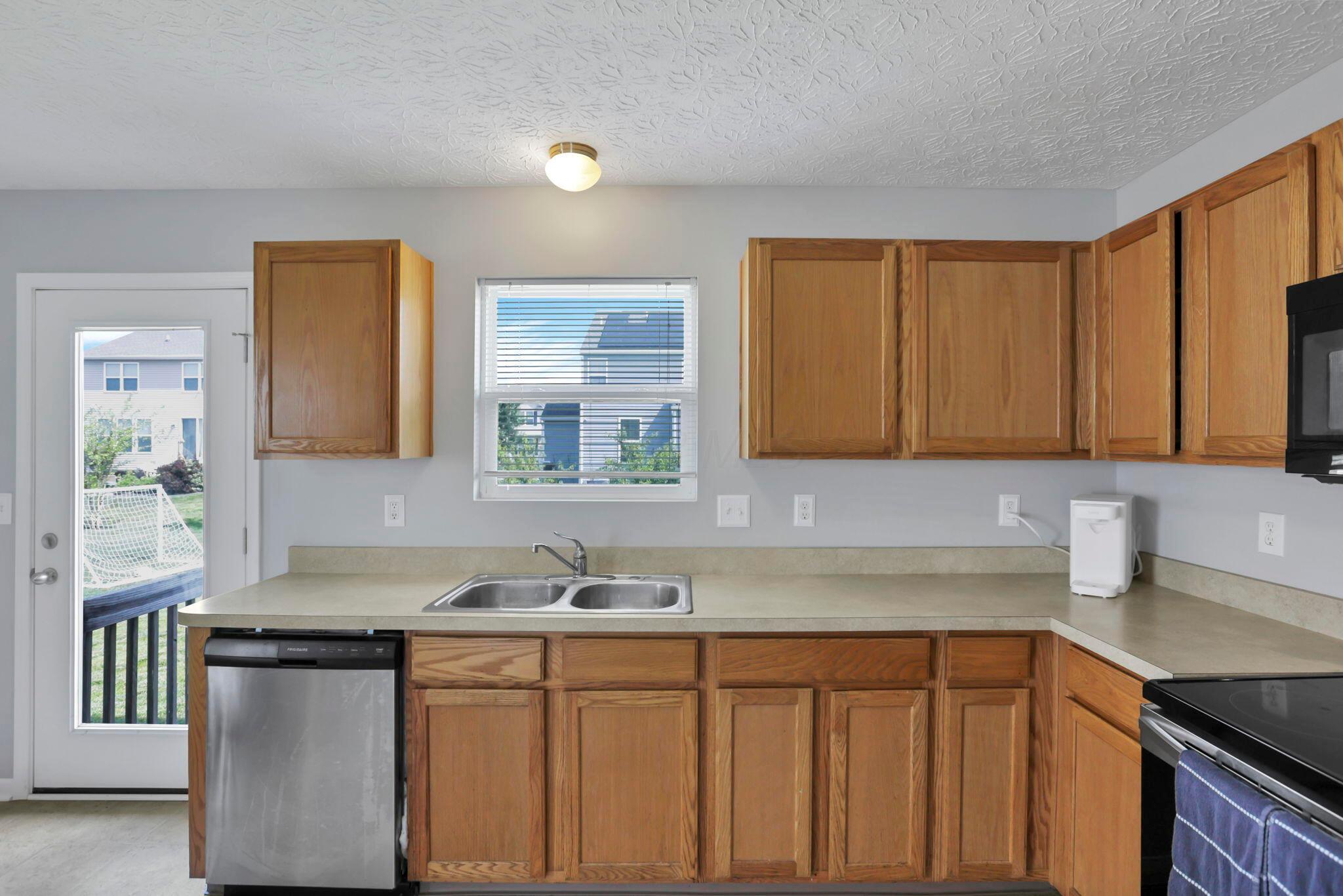 490 Harness Place