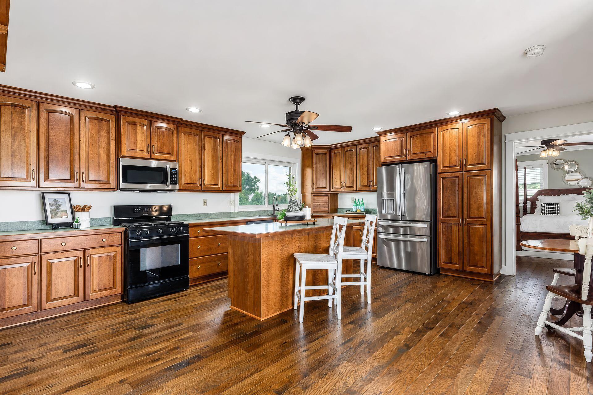 4435 Kaufman Road