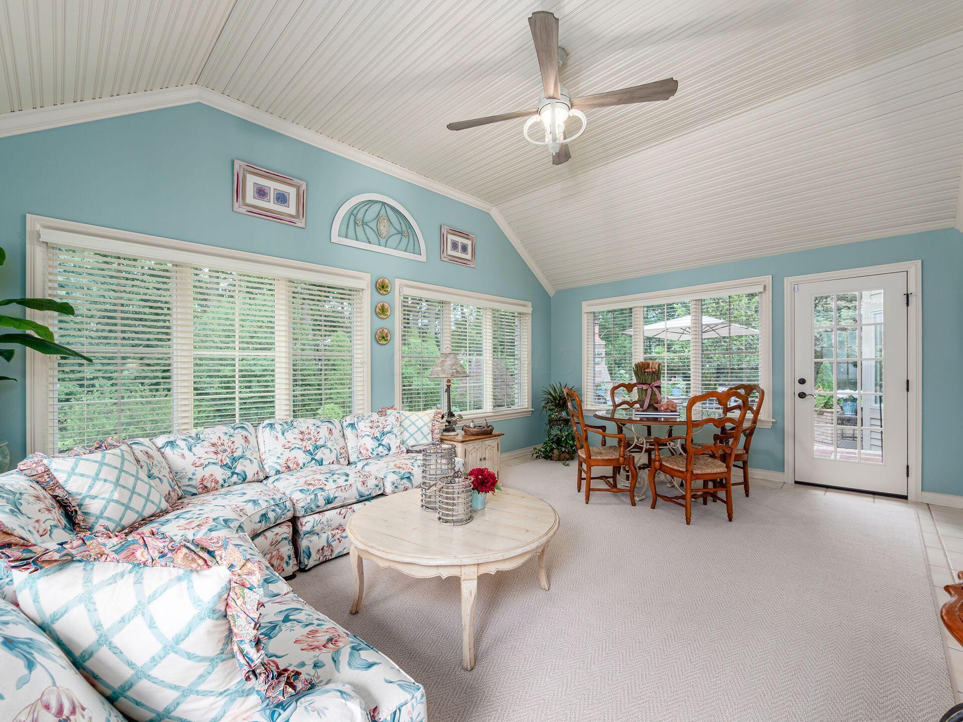 7083 Oakstream Court