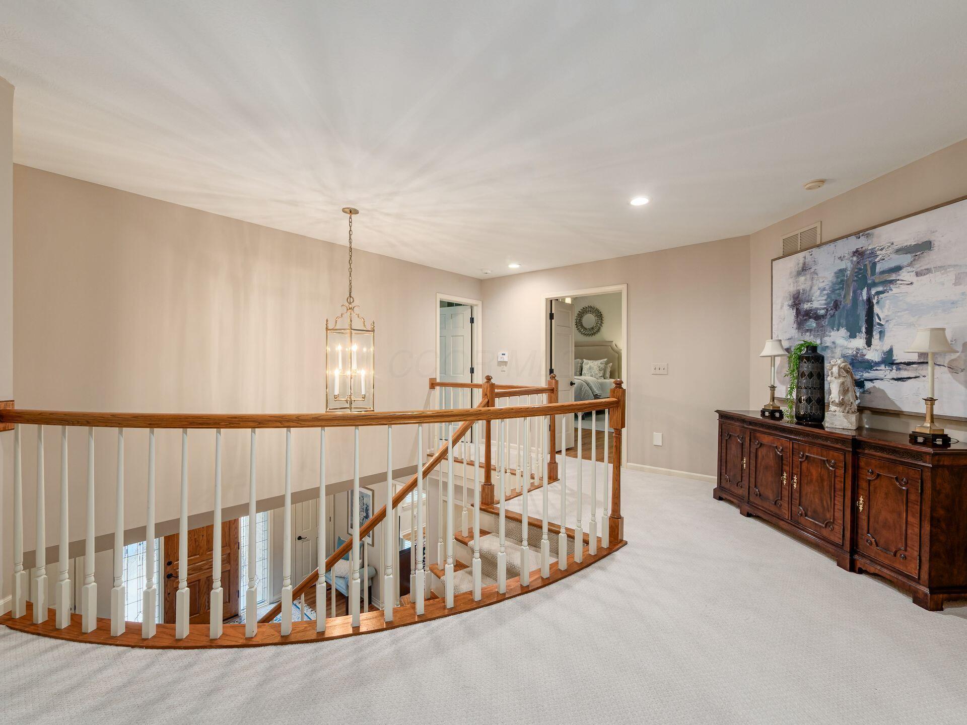 7083 Oakstream Court