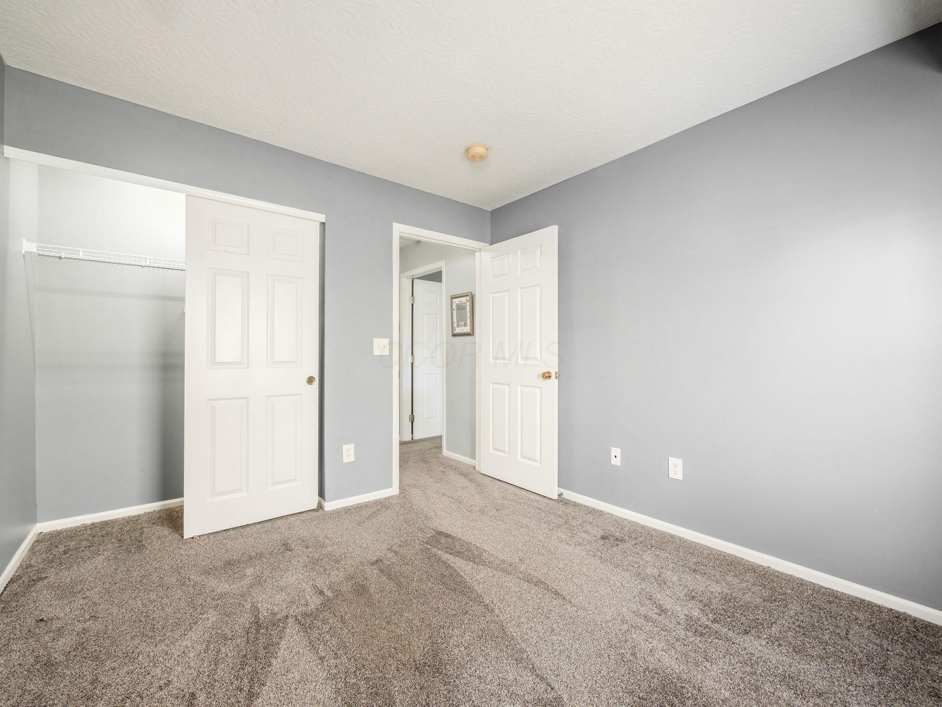 8371 Greyhawk Circle