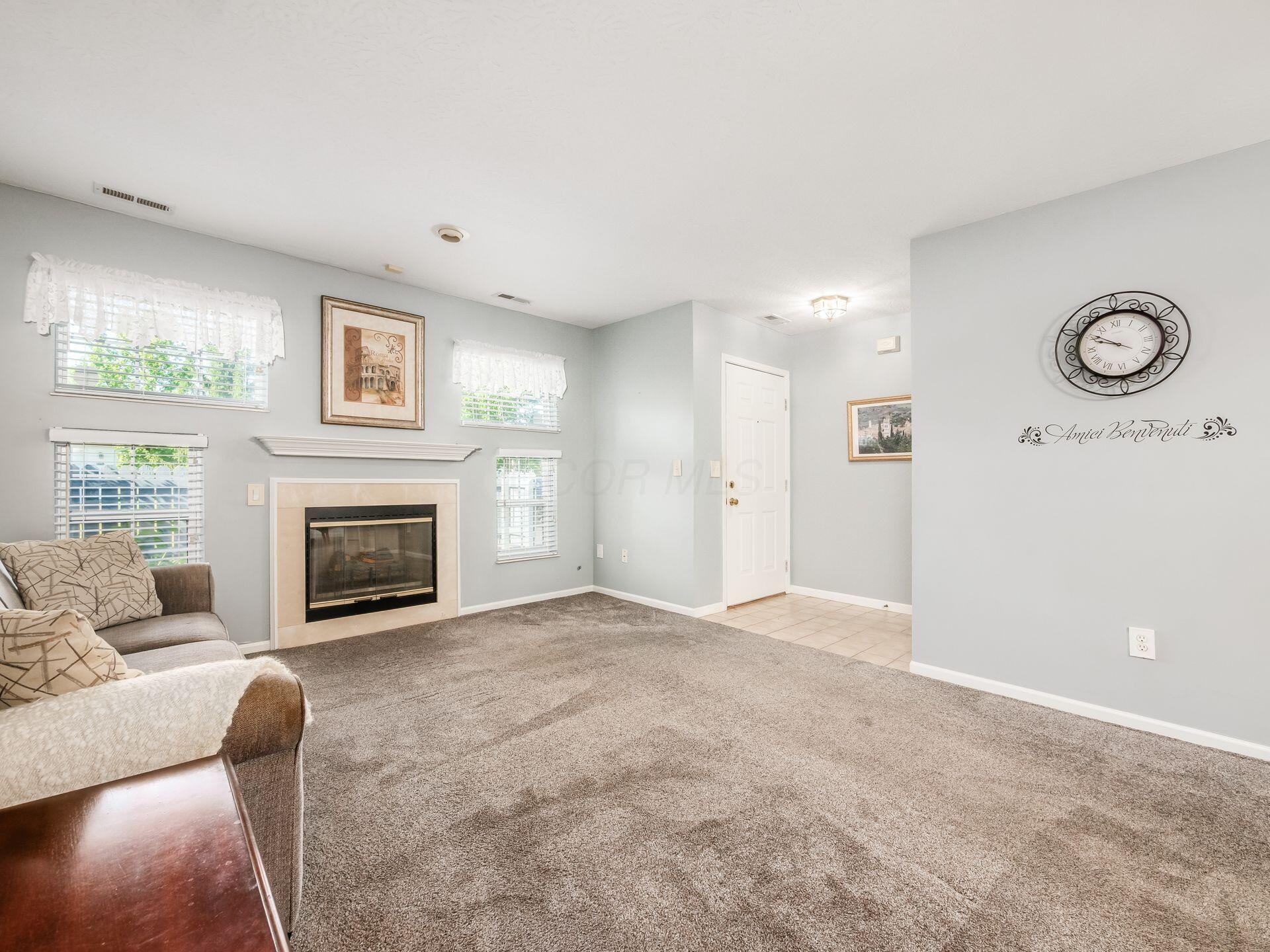 8371 Greyhawk Circle