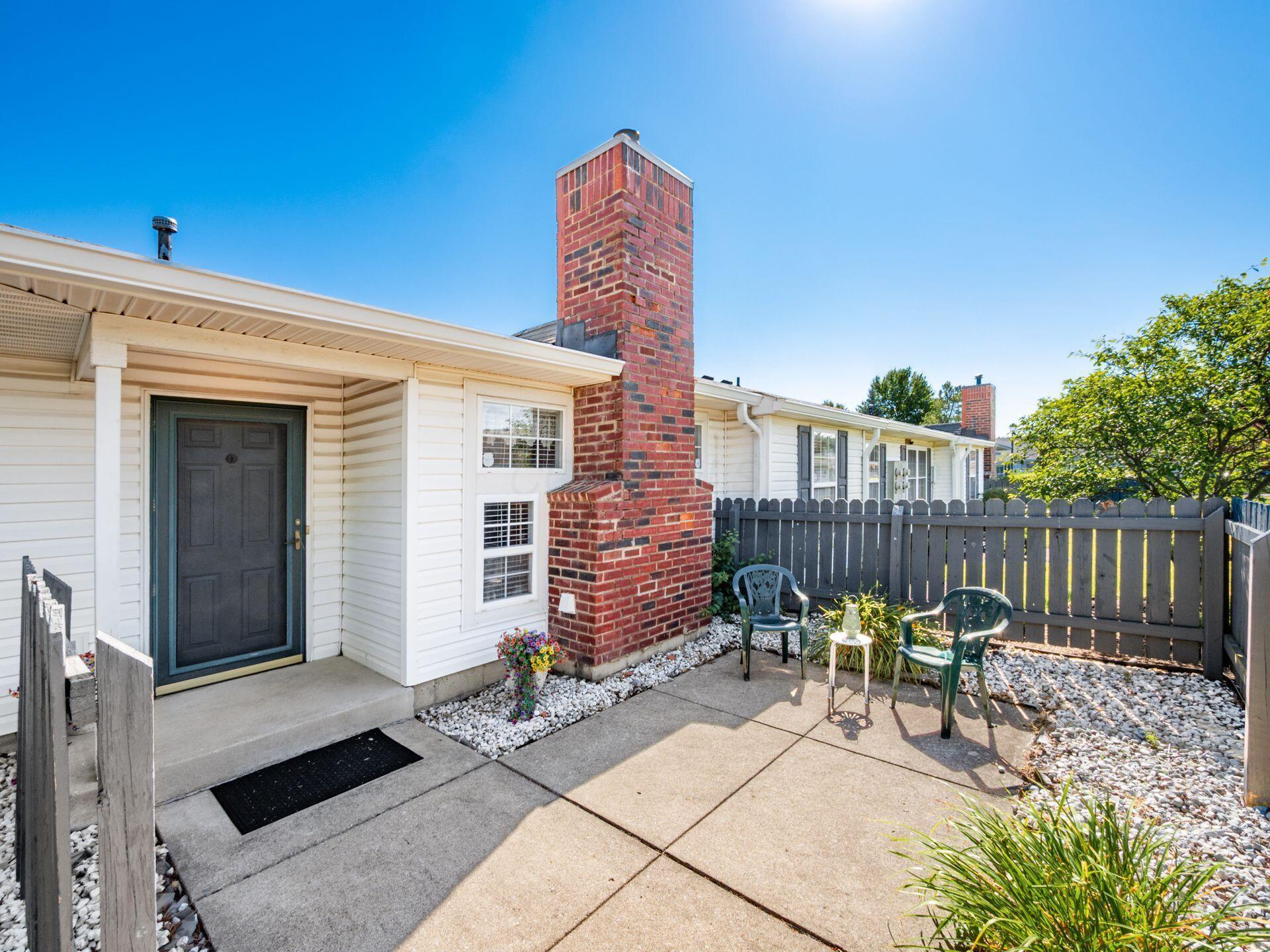 8371 Greyhawk Circle