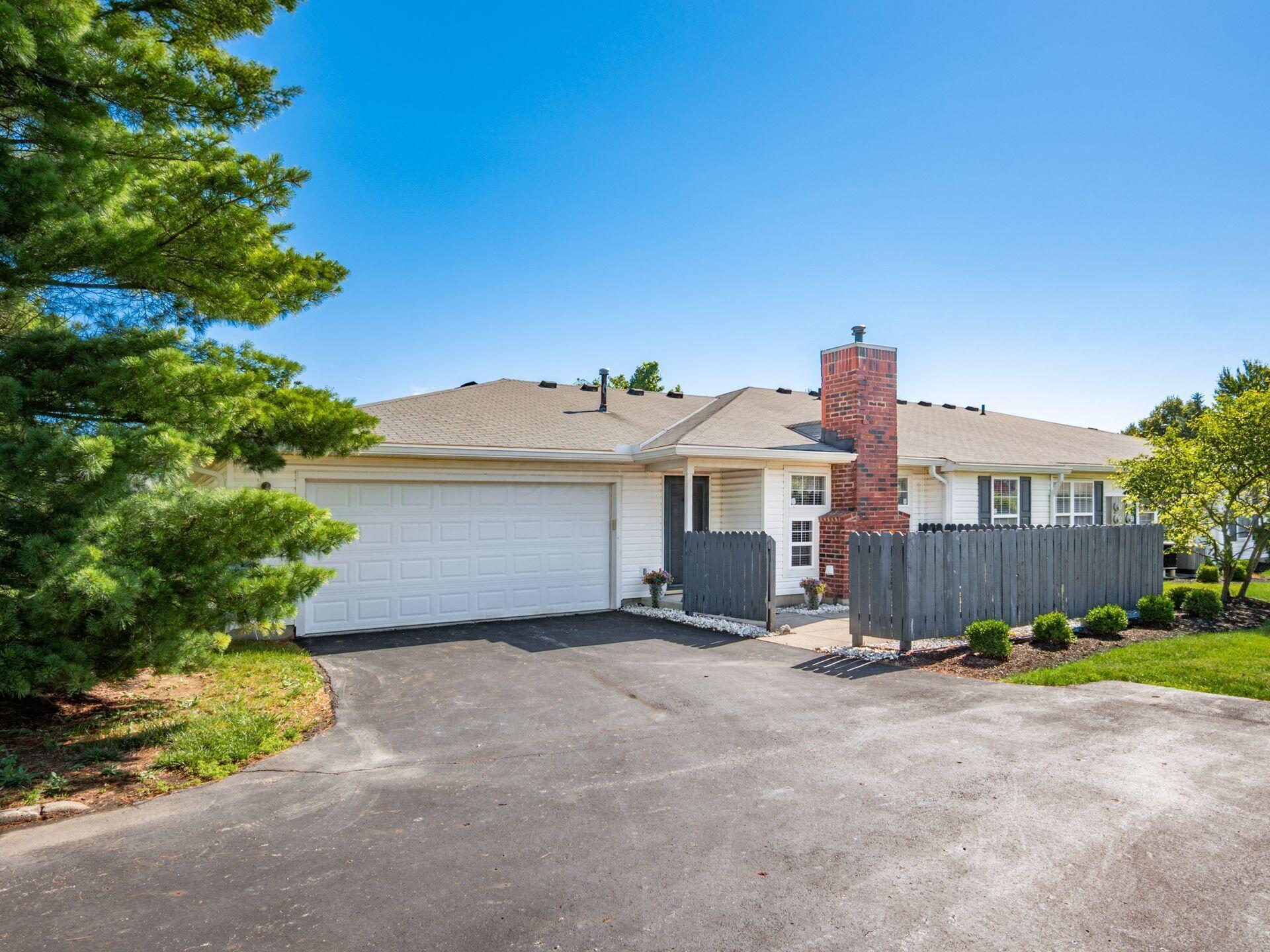 8371 Greyhawk Circle