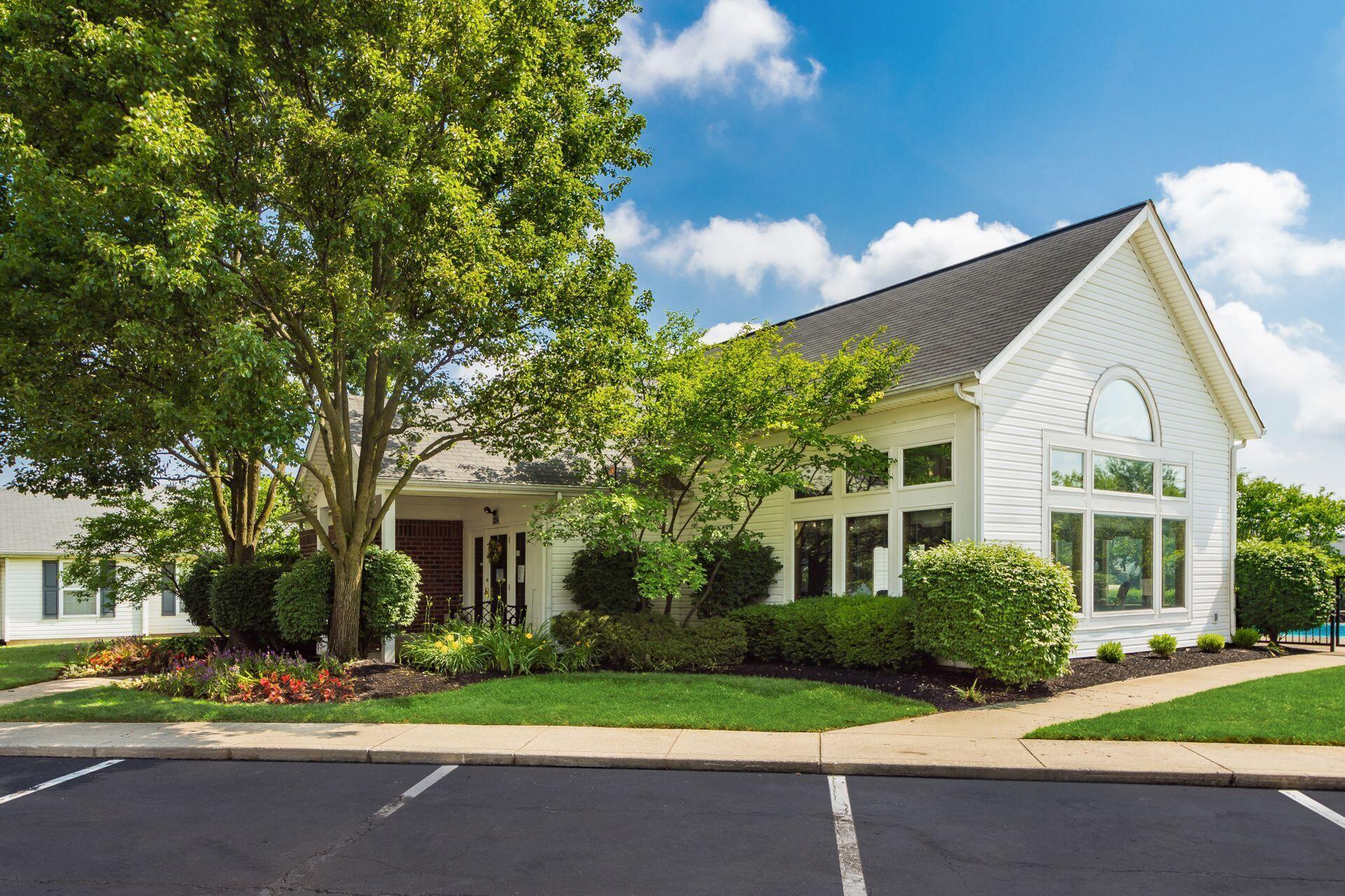 8371 Greyhawk Circle