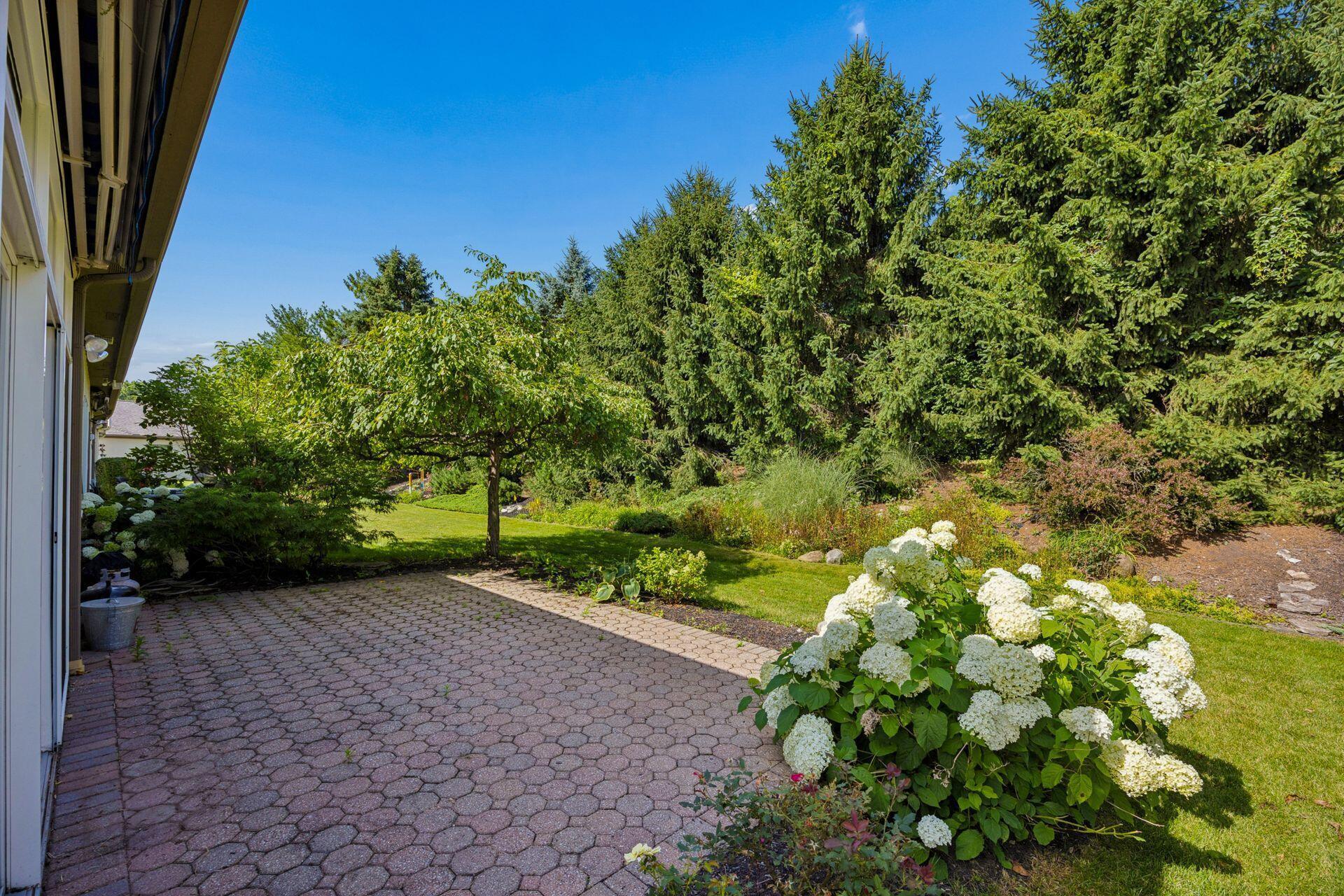 5349 Castle Pines