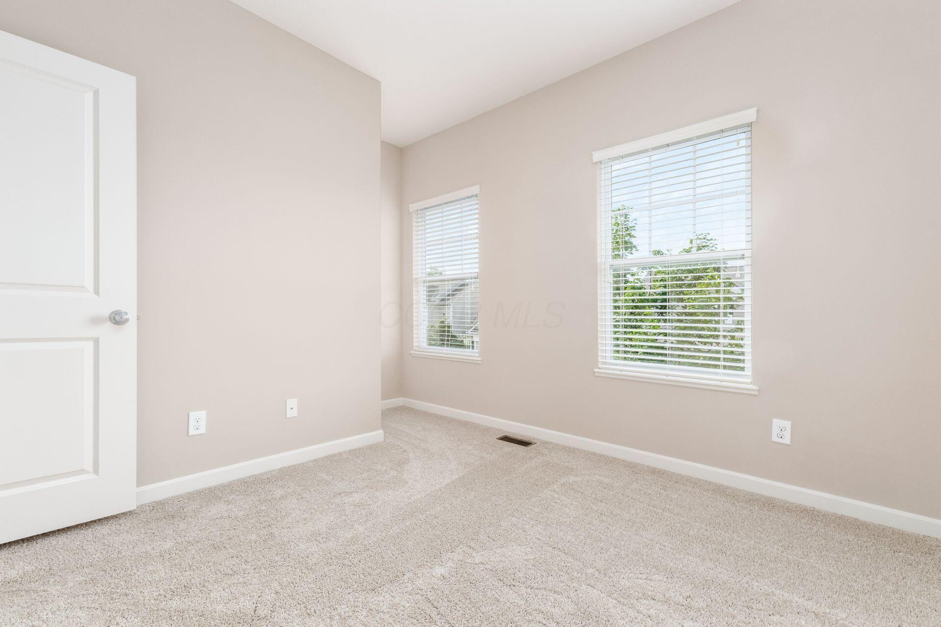 7887 Ashenden Drive
