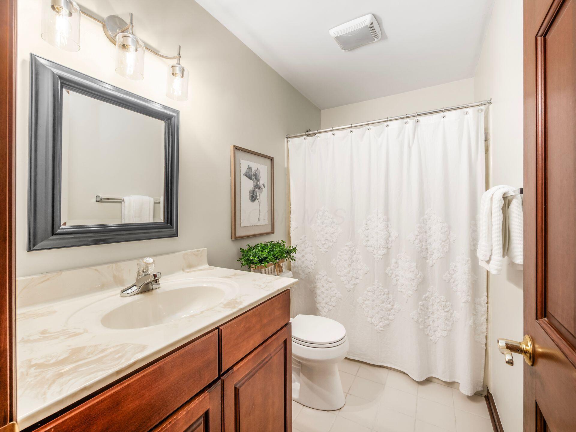 6687 Hawksnest Court