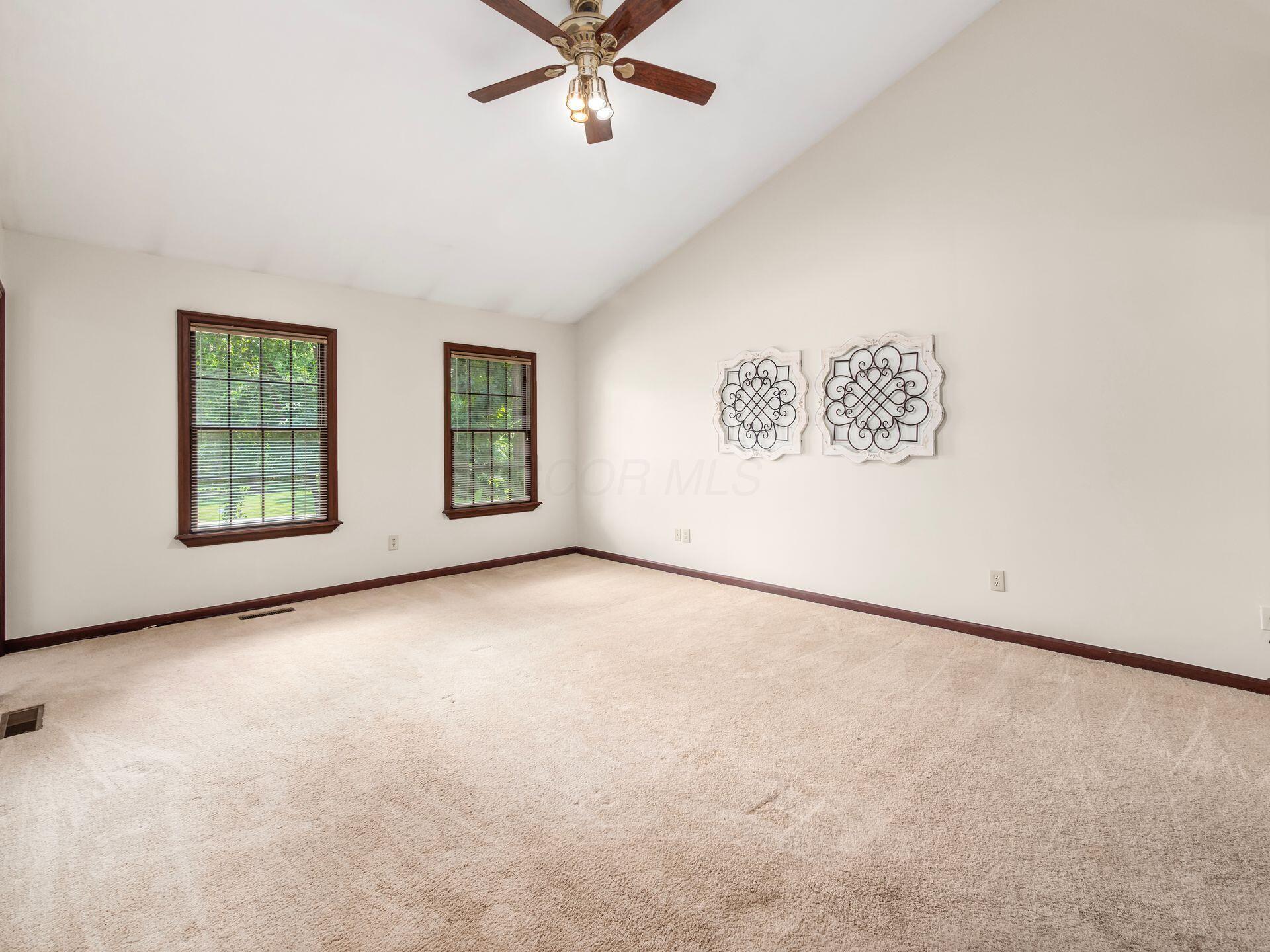 6687 Hawksnest Court