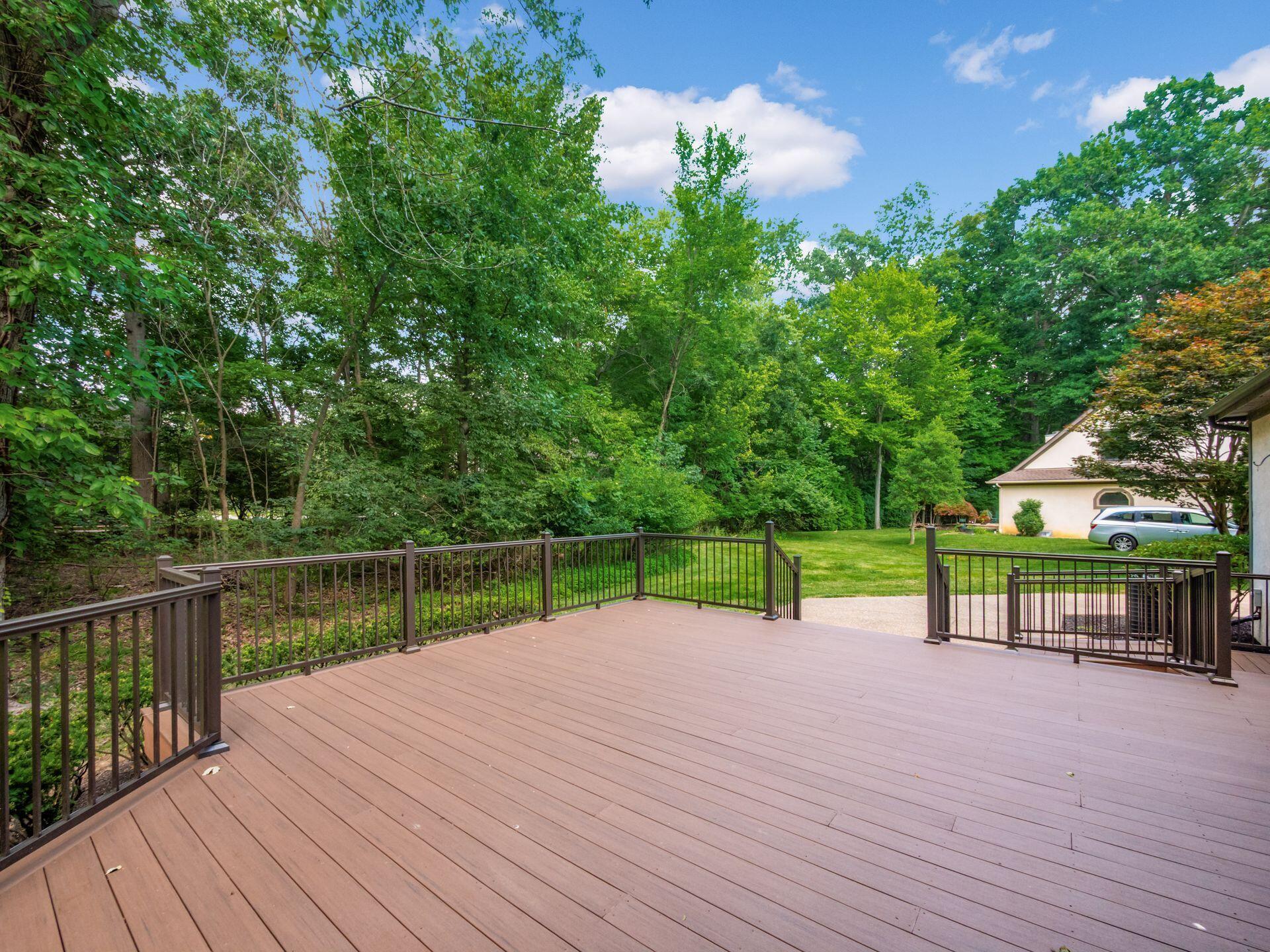 6687 Hawksnest Court