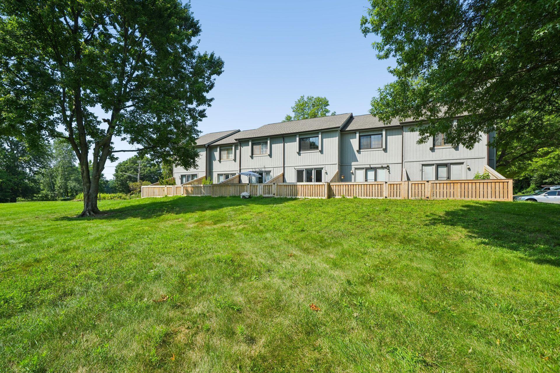 1792 Sawgrass Drive