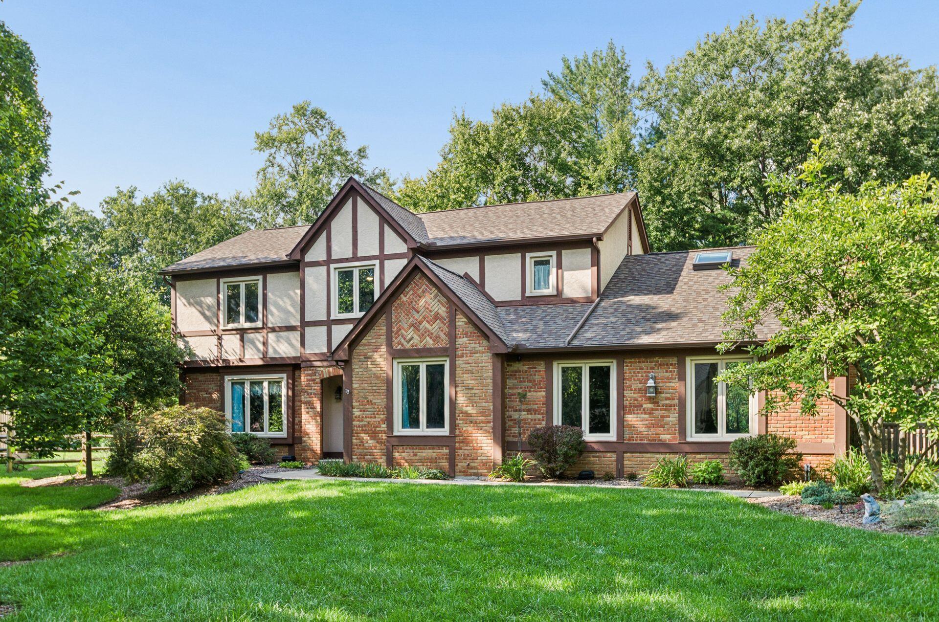 1146 Woodman Drive