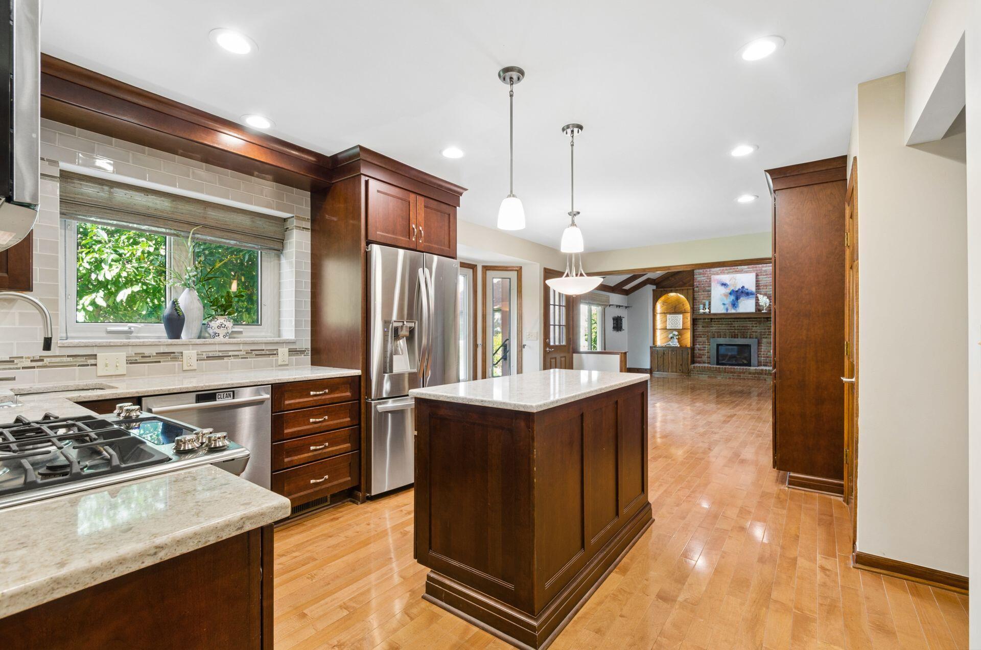 1146 Woodman Drive