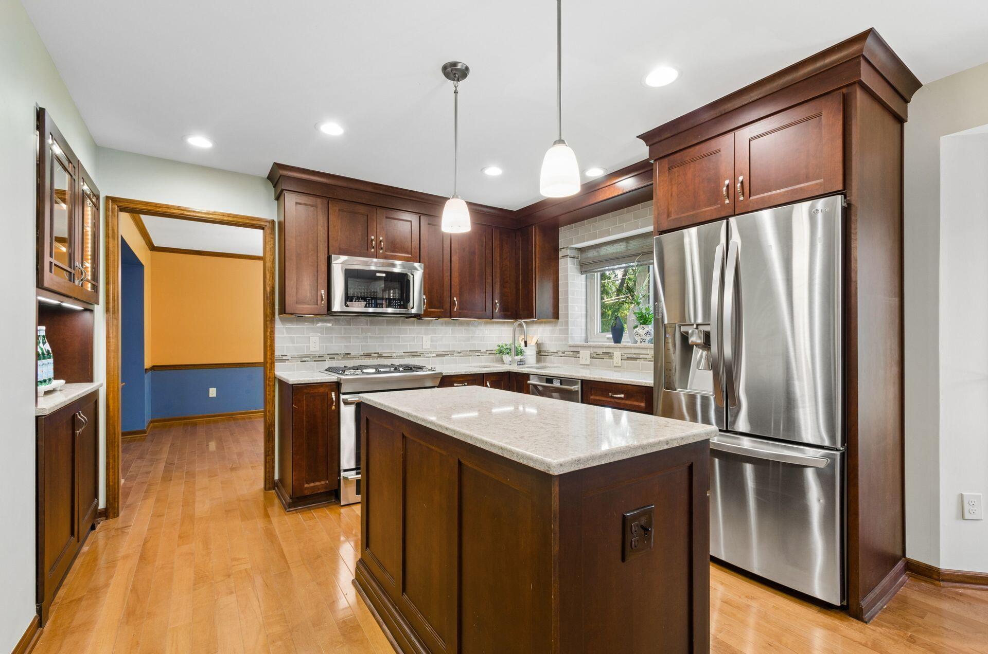 1146 Woodman Drive