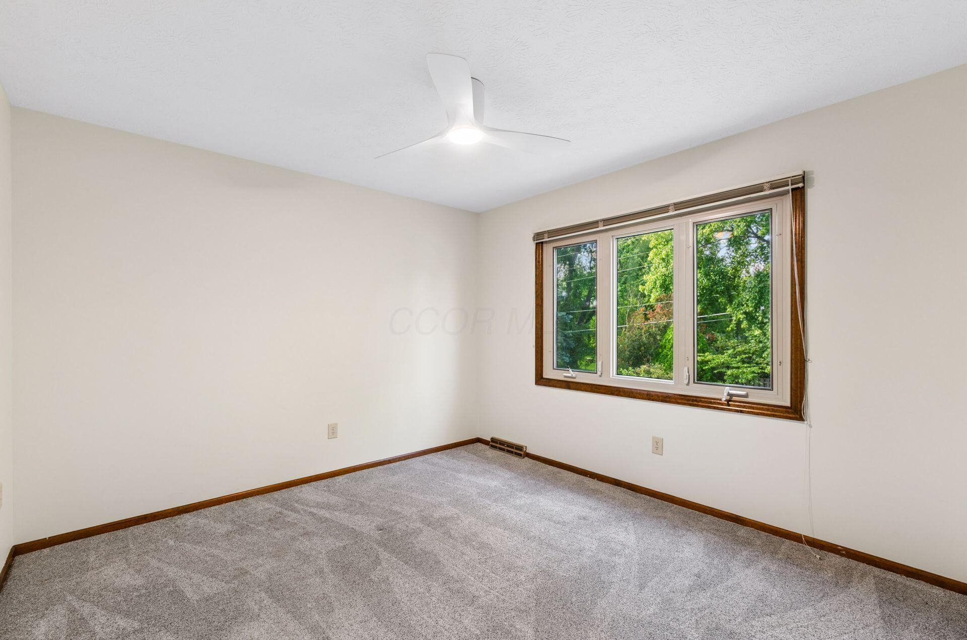 1146 Woodman Drive